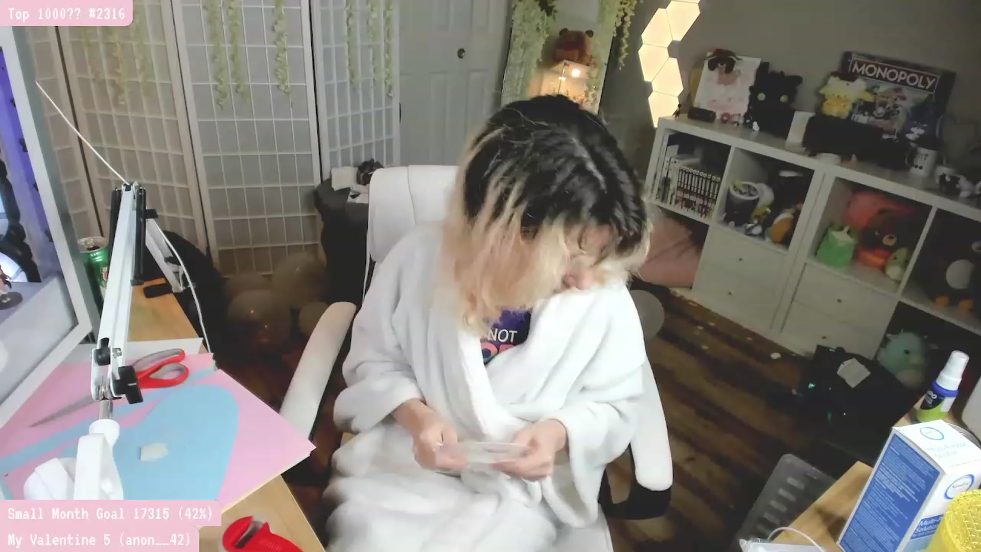 Gallery image thumbnail from Komorebi's myfreecams stream on, 02/12/2023, 24:02 image 3 of 20