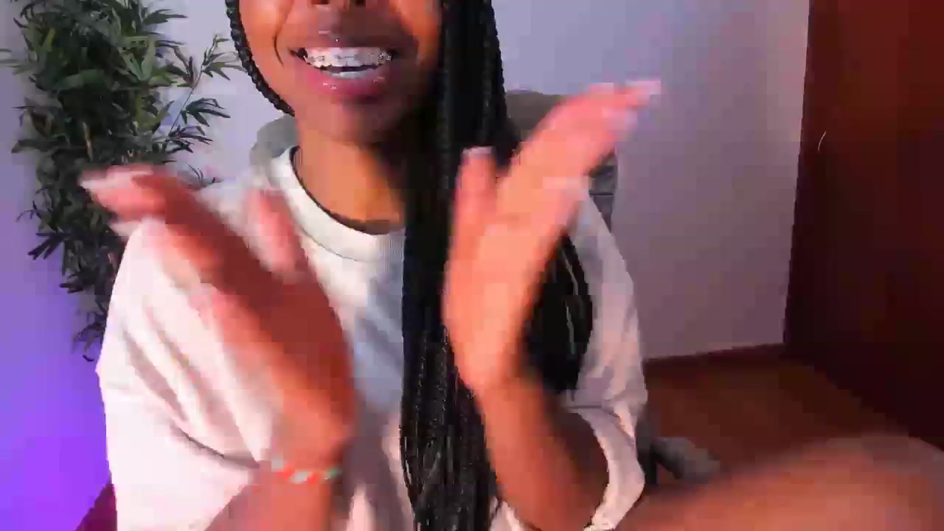 Gallery image thumbnail from Korataylor's myfreecams stream on, 11/28/2023, 07:30 image 15 of 20