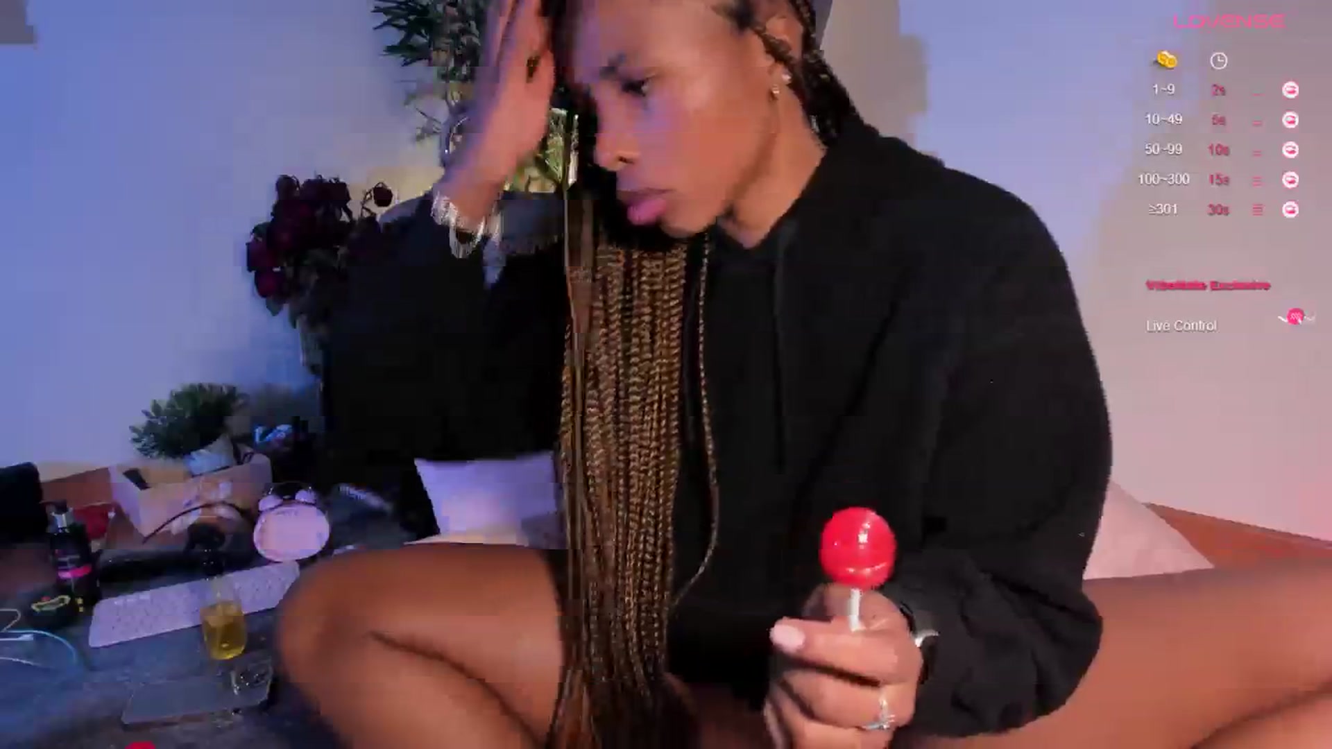 Gallery image thumbnail from Korataylor's myfreecams stream on, 09/11/2024, 05:23 image 14 of 20