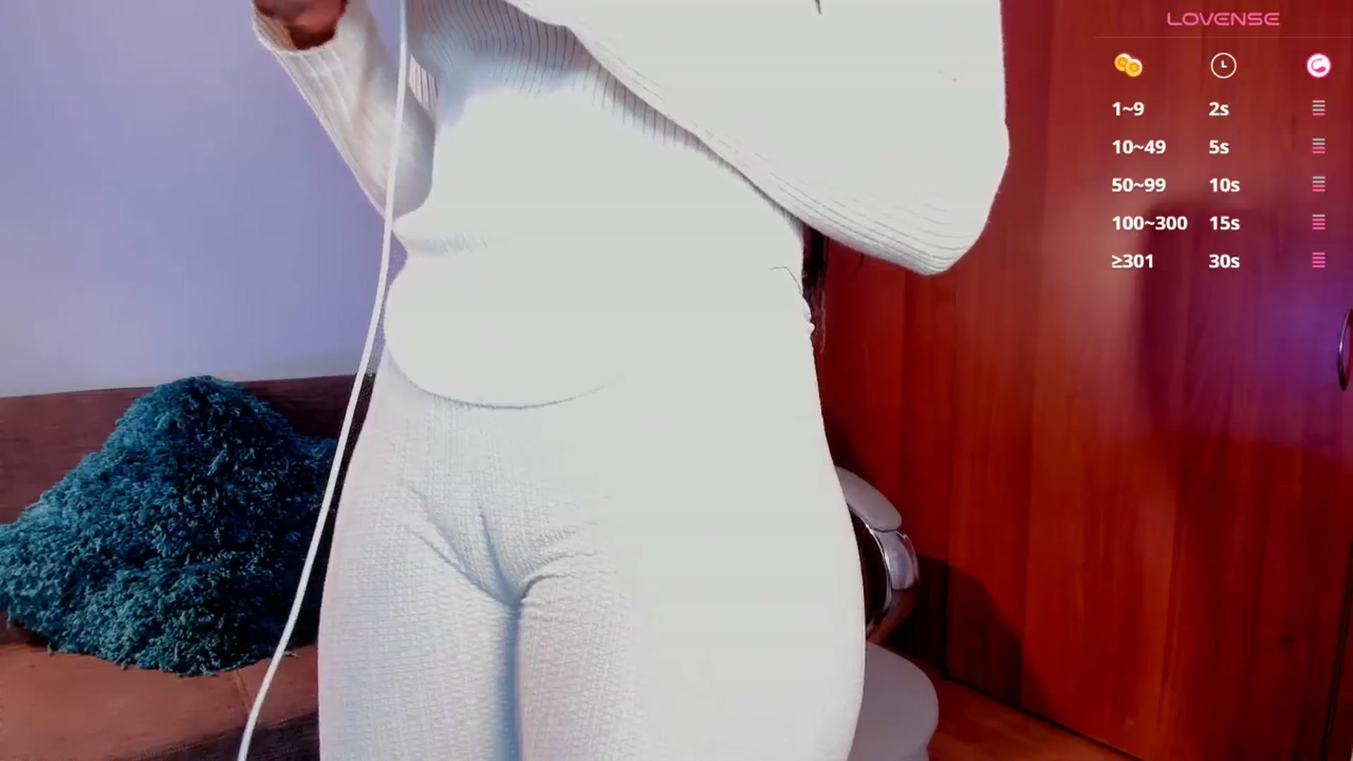 Gallery image thumbnail from Korataylor's myfreecams stream on, 10/03/2024, 09:01 image 11 of 20