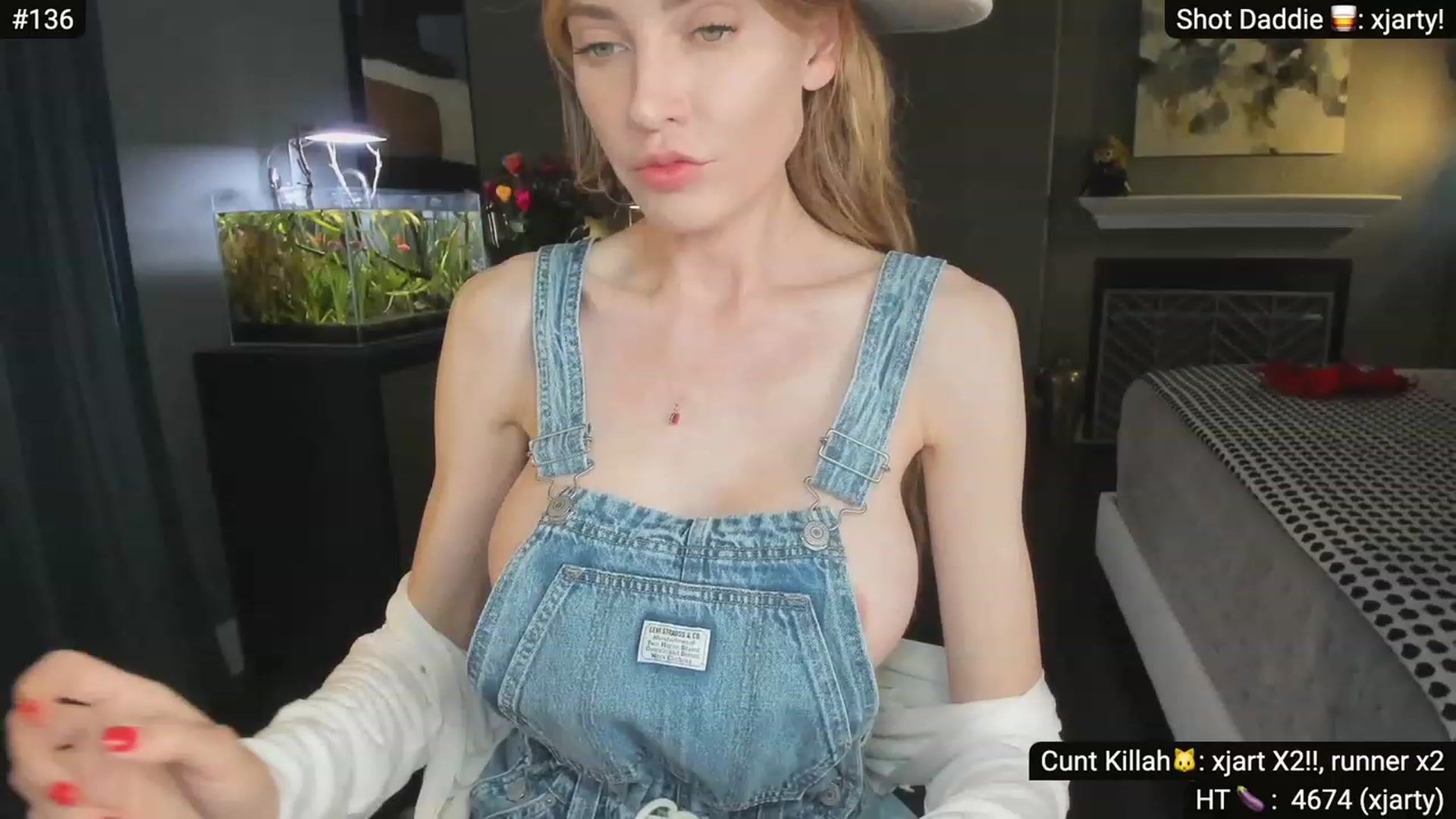 Gallery image thumbnail from Korova_'s myfreecams stream on, 07/08/2023, 10:10 image 7 of 20