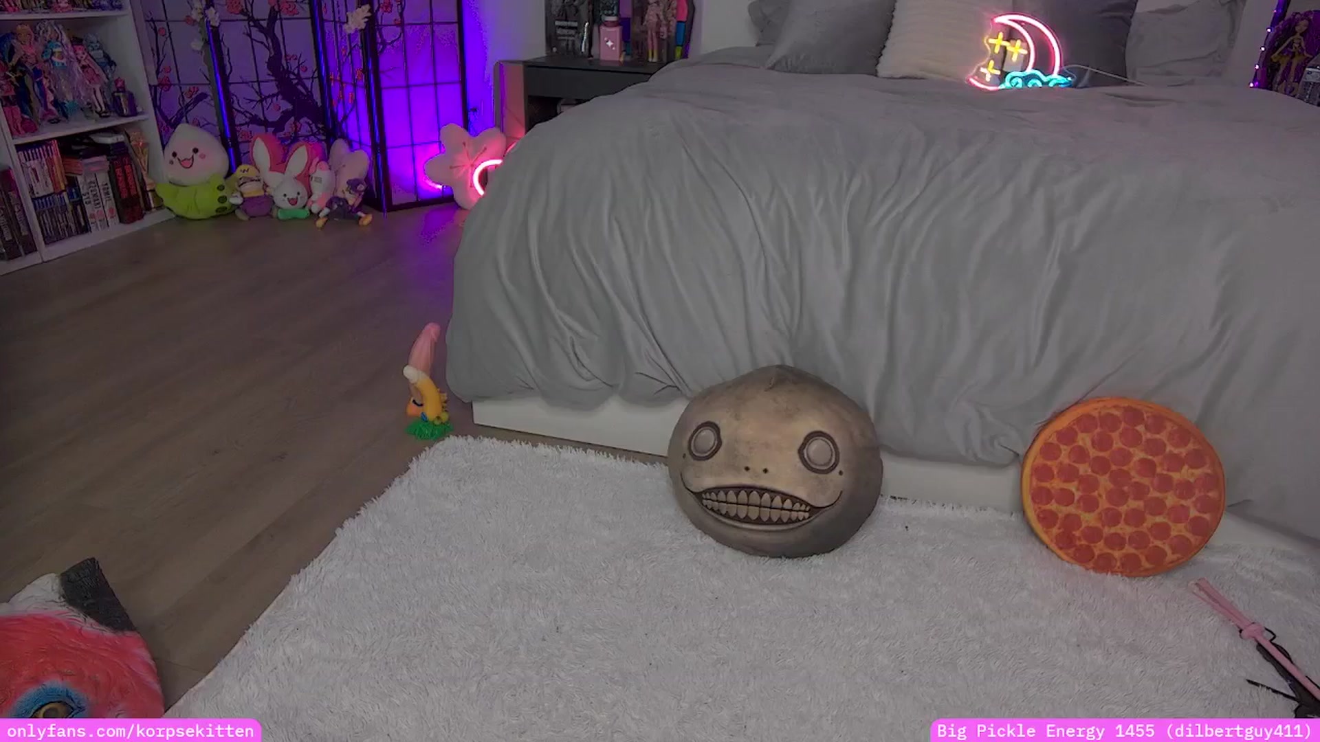 Gallery image thumbnail from KorpseKitten's myfreecams stream on, 03/31/2025, 03:21 image 18 of 20