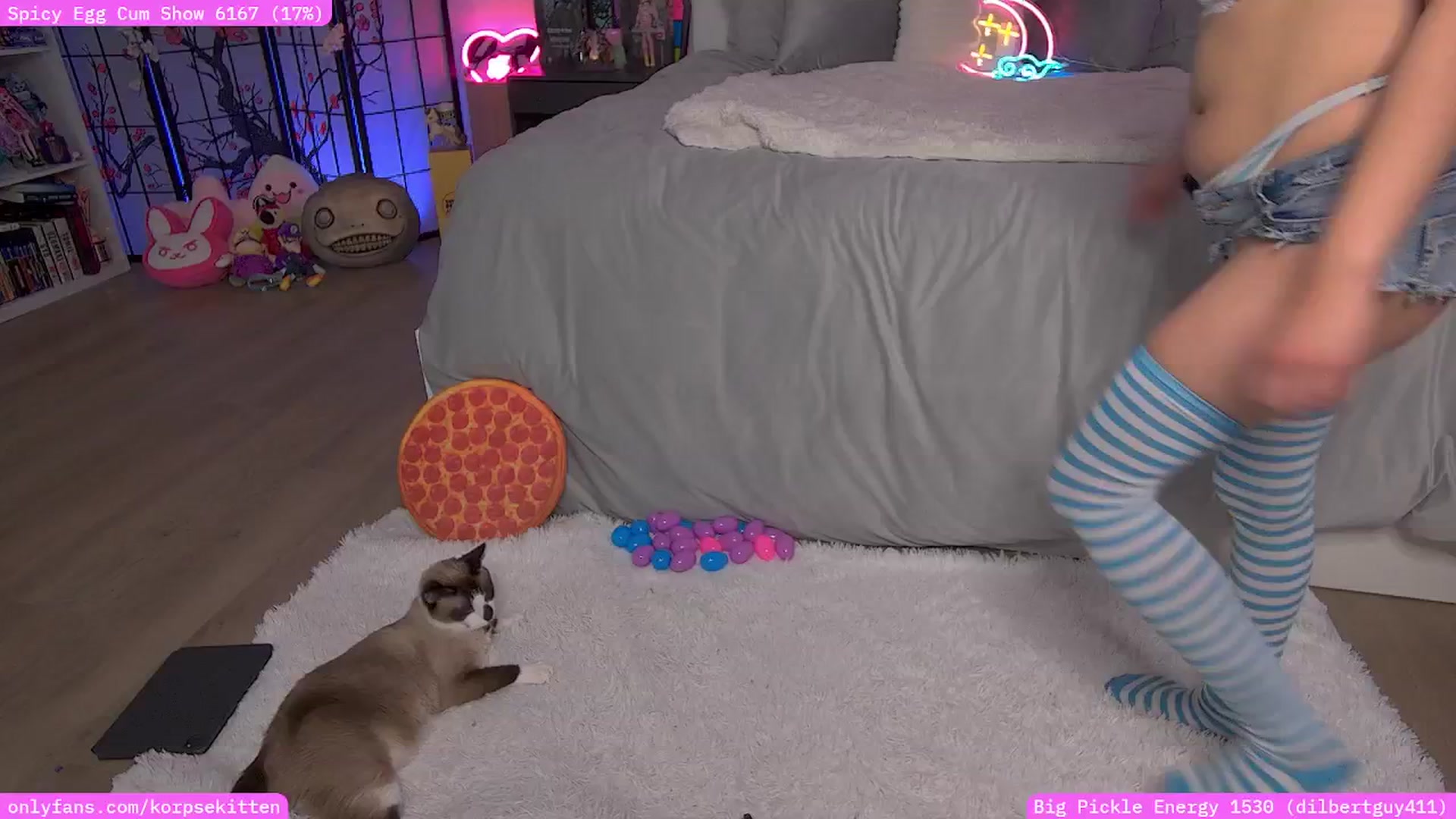 Gallery image thumbnail from KorpseKitten's myfreecams stream on, 04/22/2025, 10:45 image 10 of 20