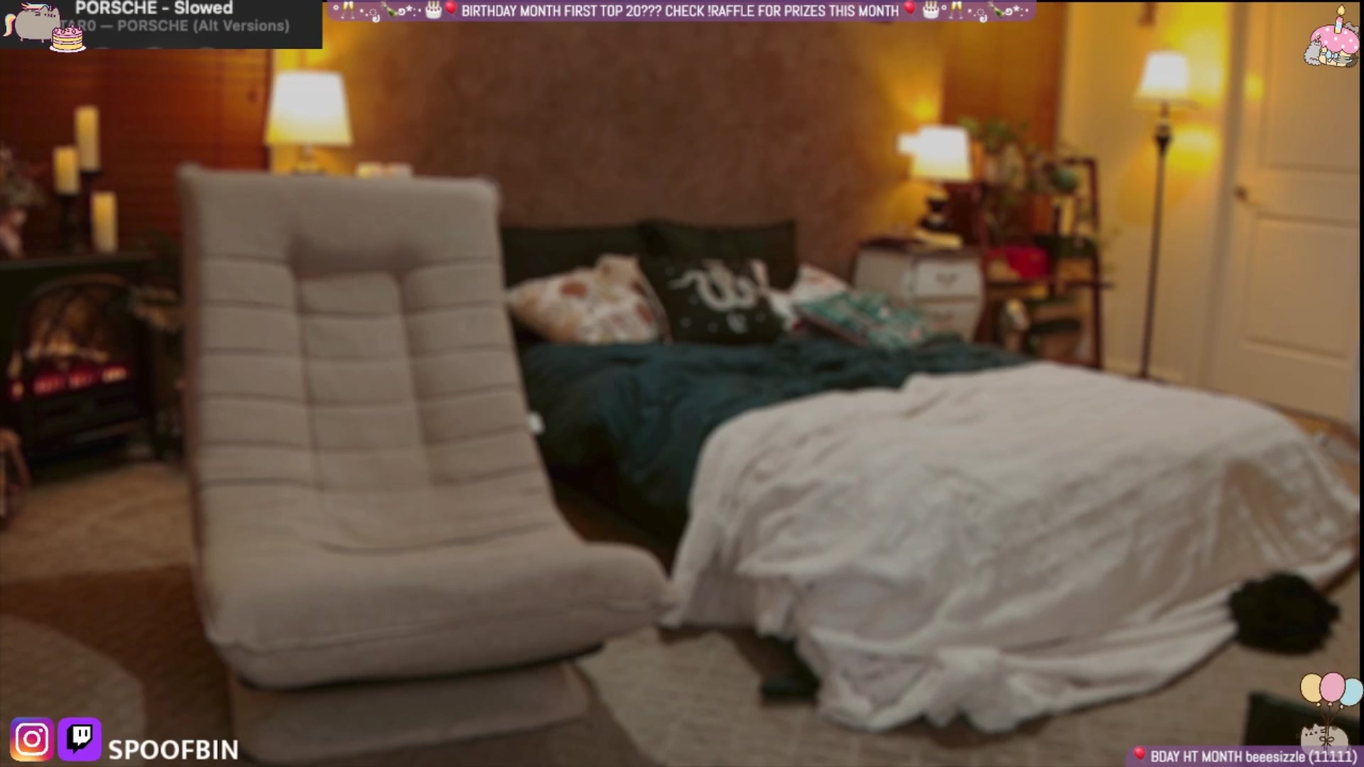 Gallery image thumbnail from Korra's myfreecams stream on, 08/08/2025, 14:54 image 10 of 20