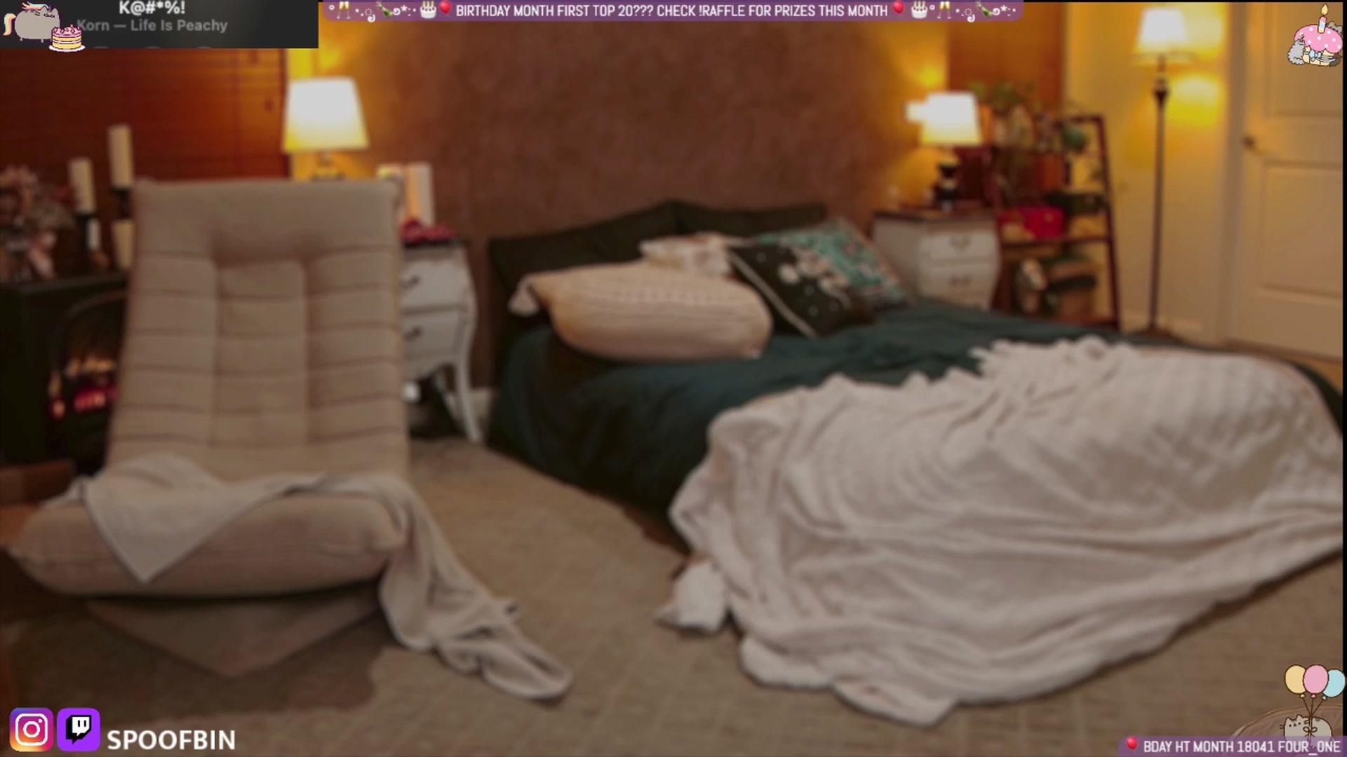 Gallery image thumbnail from Korra's myfreecams stream on, 08/10/2025, 12:40 image 1 of 20