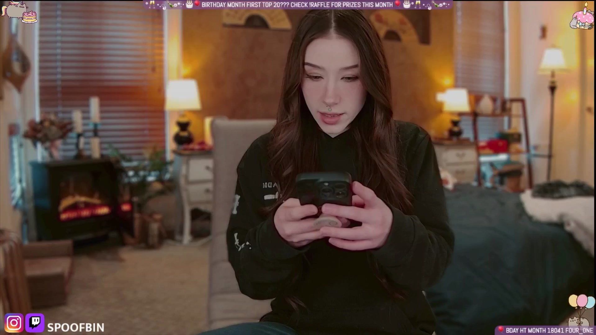 Gallery image thumbnail from Korra's myfreecams stream on, 08/17/2025, 09:47 image 1 of 20
