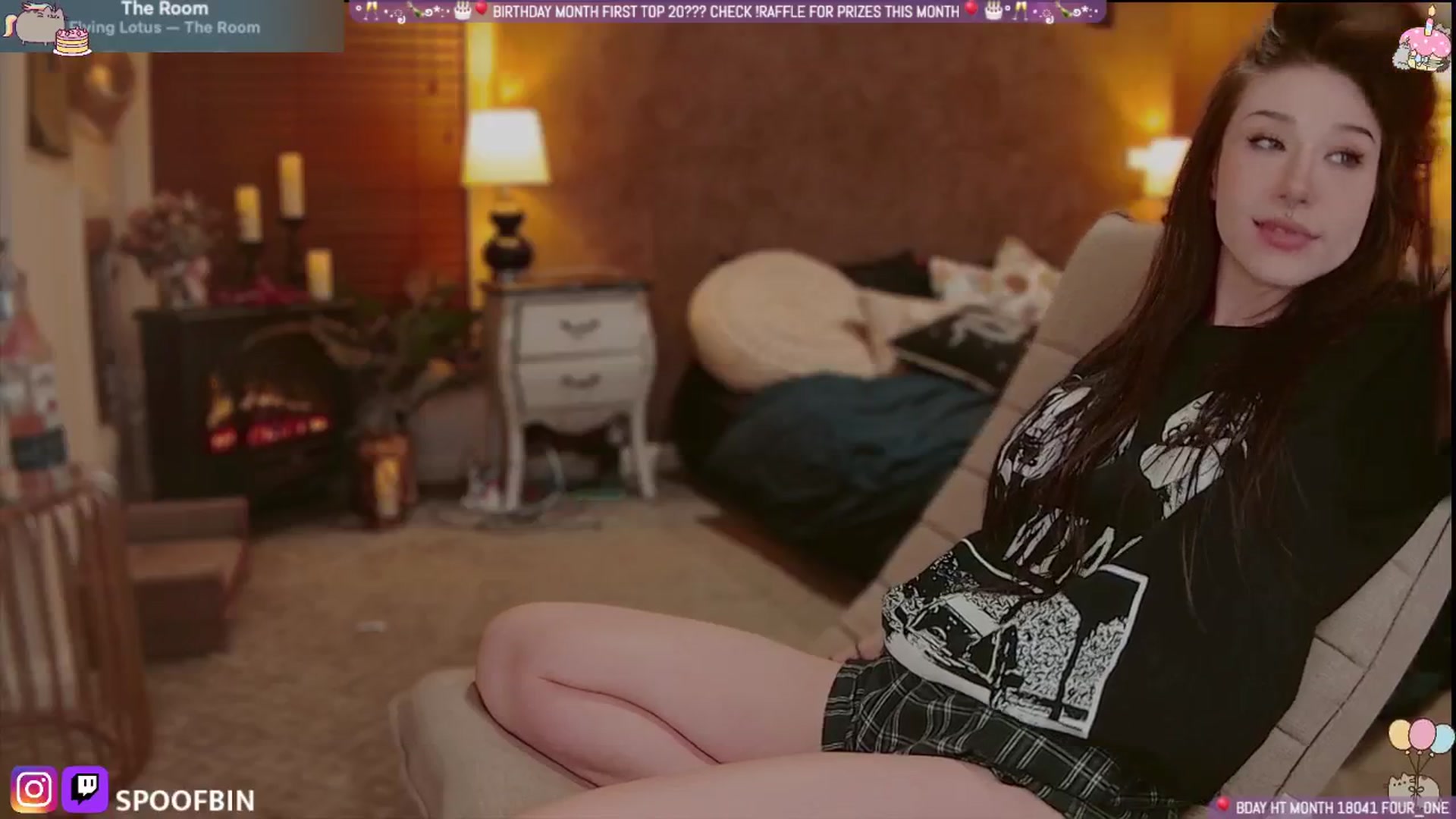 Gallery image thumbnail from Korra's myfreecams stream on, 08/18/2025, 16:14 image 7 of 20