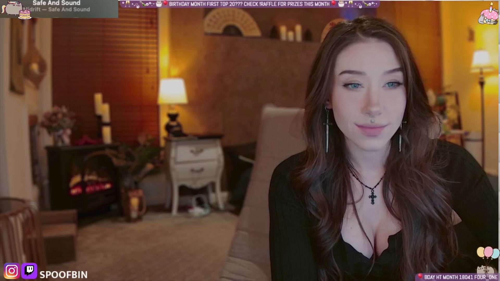 Gallery image thumbnail from Korra's myfreecams stream on, 08/26/2025, 11:20 image 14 of 20