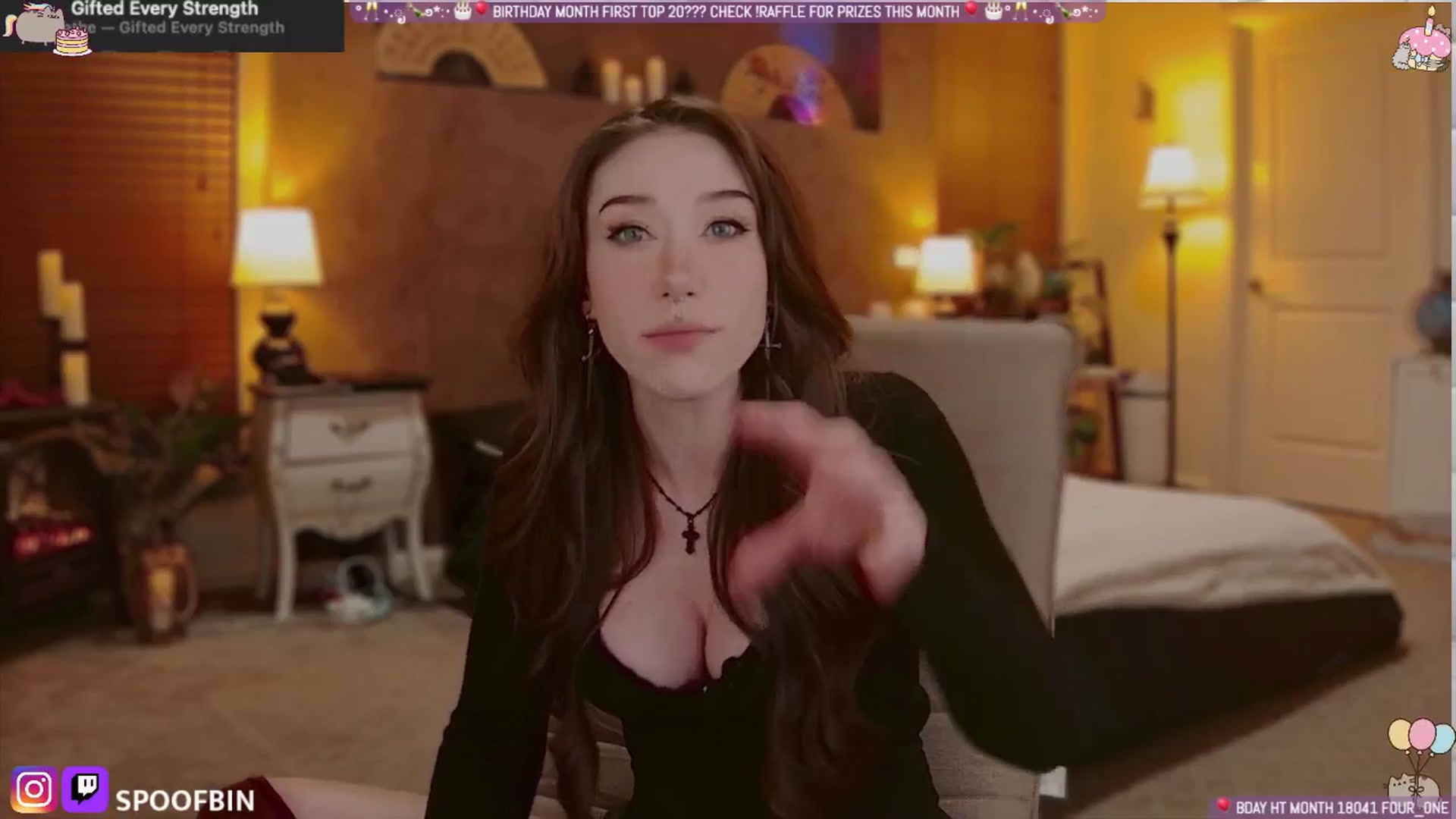 Gallery image thumbnail from Korra's myfreecams stream on, 08/26/2025, 11:20 image 7 of 20