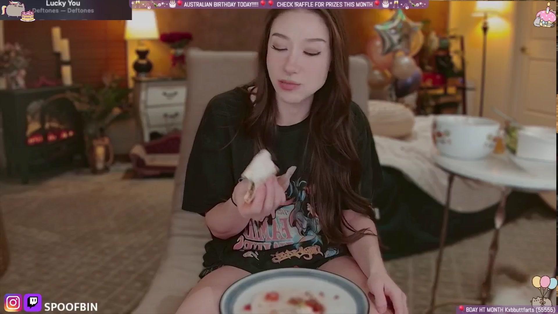 Gallery image thumbnail from Korra's myfreecams stream on, 08/29/2025, 15:26 image 4 of 20