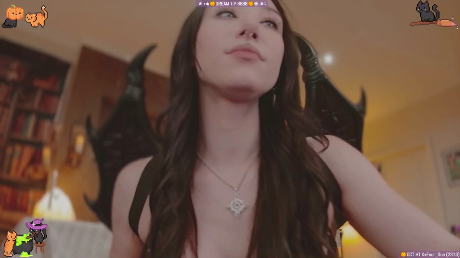 Gallery image thumbnail from Korra's myfreecams stream on, 10/05/2025, 10:01 image 3 of 20