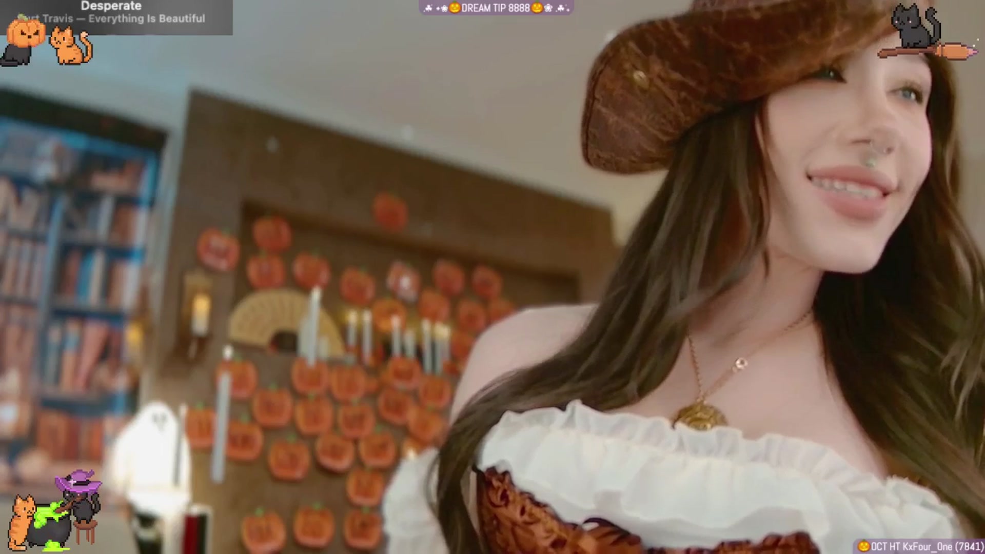 Gallery image thumbnail from Korra's myfreecams stream on, 10/12/2025, 09:26 image 2 of 20