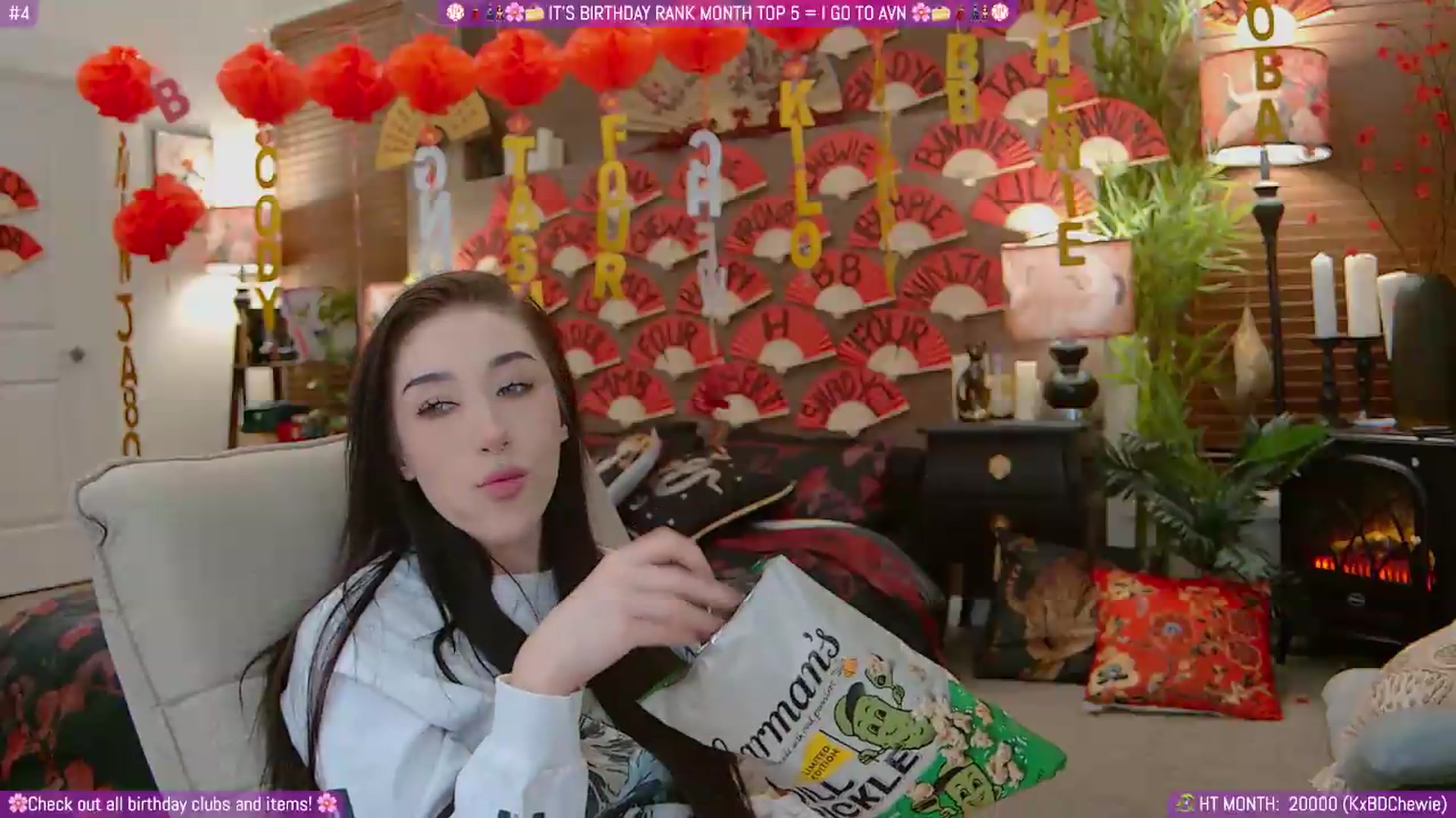 Gallery image thumbnail from Korra's myfreecams stream on, 08/20/2026, 11:28 image 18 of 20