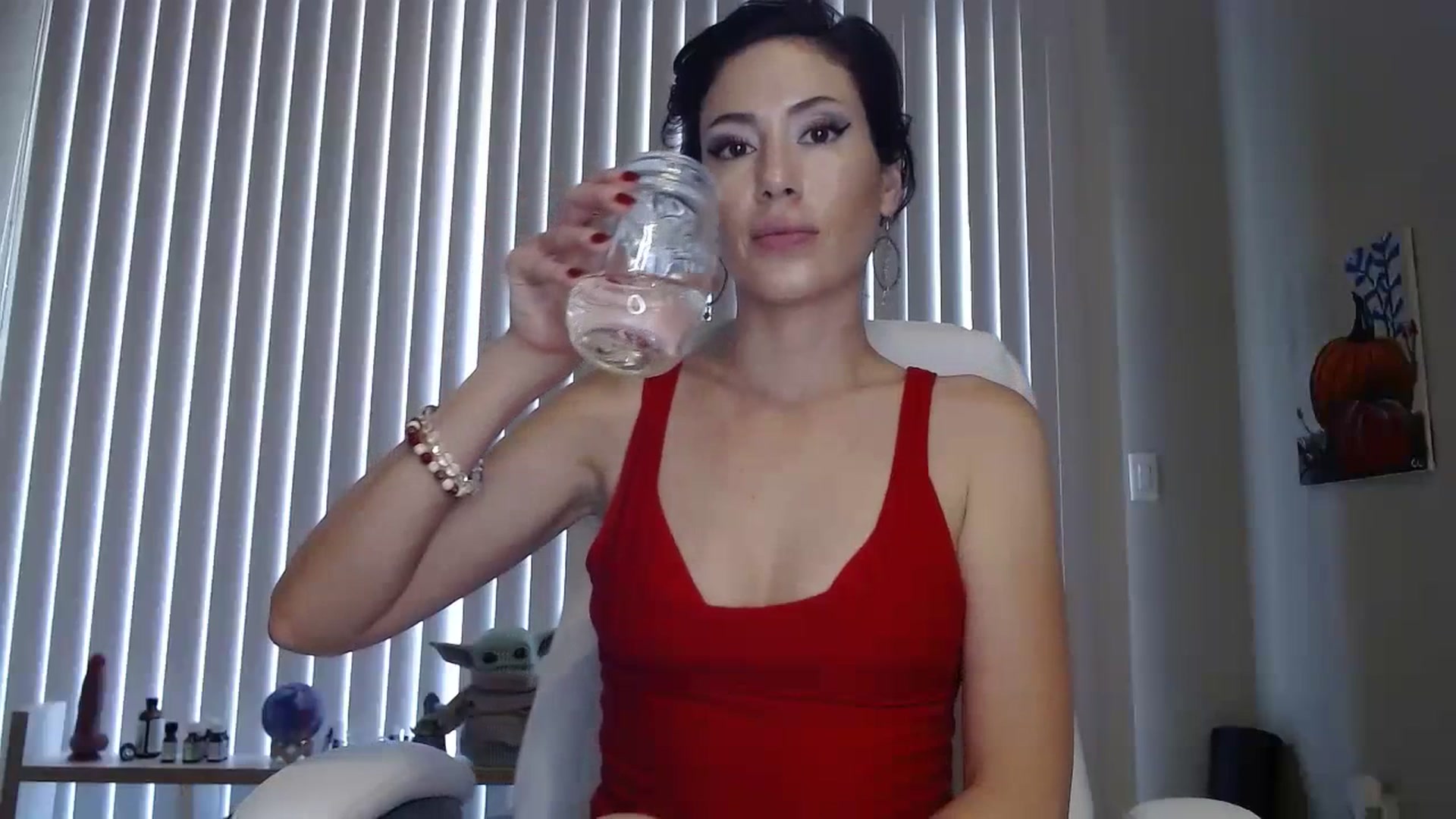 Gallery image thumbnail from KoryJade's myfreecams stream on, 07/05/2023, 24:53 image 5 of 20