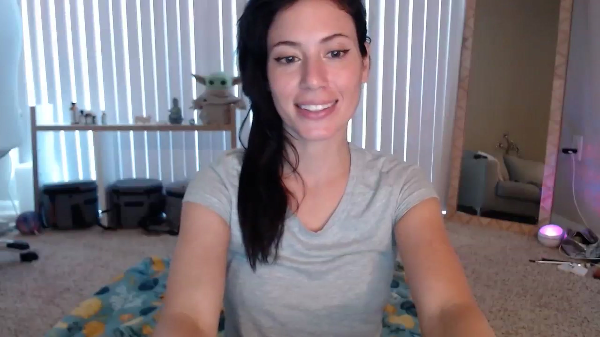 Gallery image thumbnail from KoryJade's myfreecams stream on, 08/16/2023, 20:51 image 15 of 20