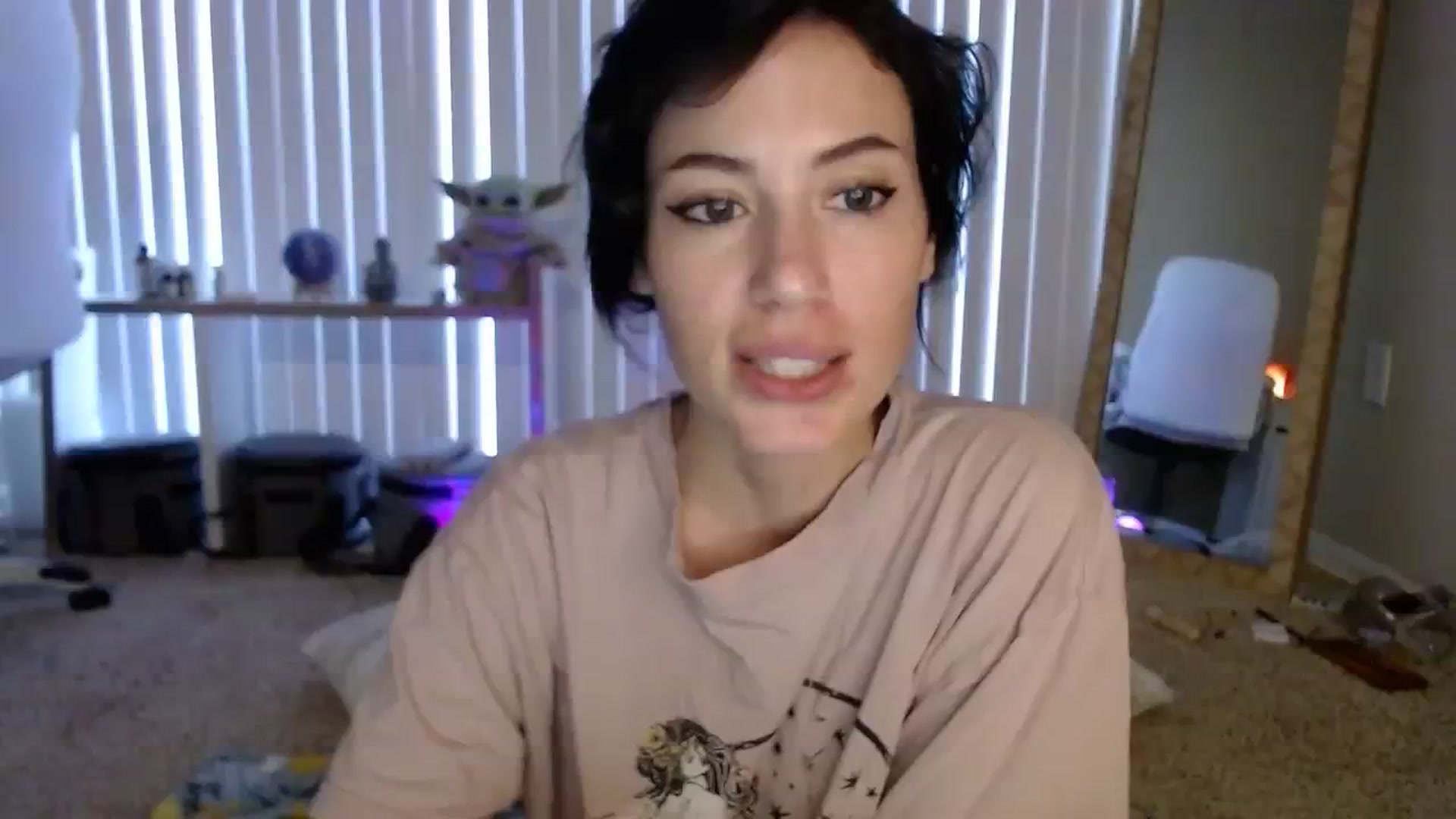 Gallery image thumbnail from KoryJade's myfreecams stream on, 08/21/2023, 24:29 image 18 of 20