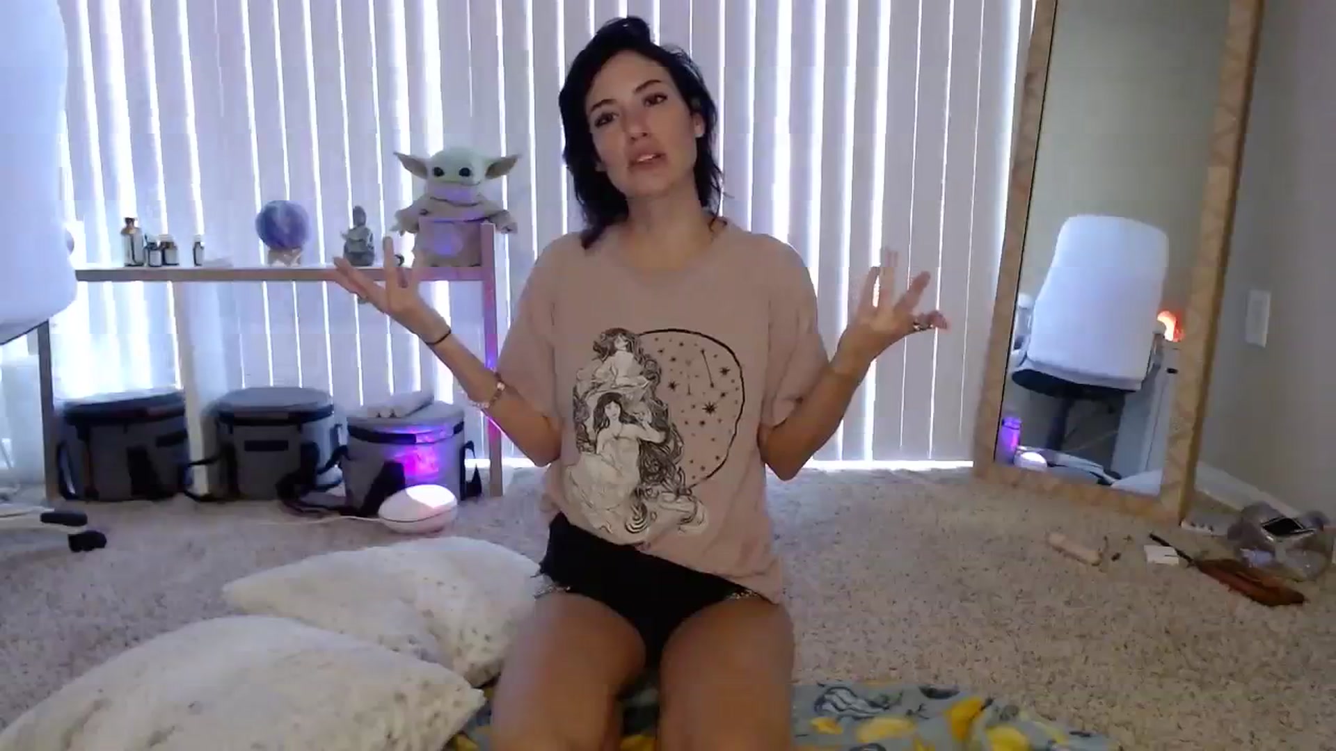 Gallery image thumbnail from KoryJade's myfreecams stream on, 08/21/2023, 24:29 image 2 of 20