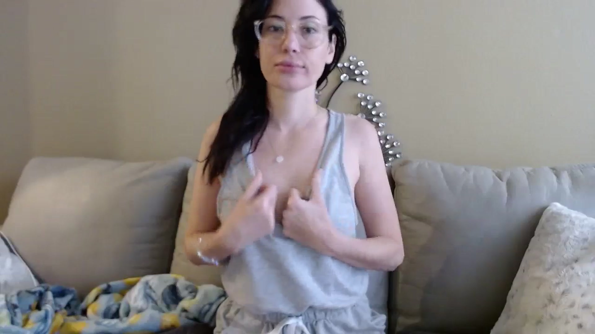 Gallery image thumbnail from KoryJade's myfreecams stream on, 09/03/2023, 18:22 image 10 of 20