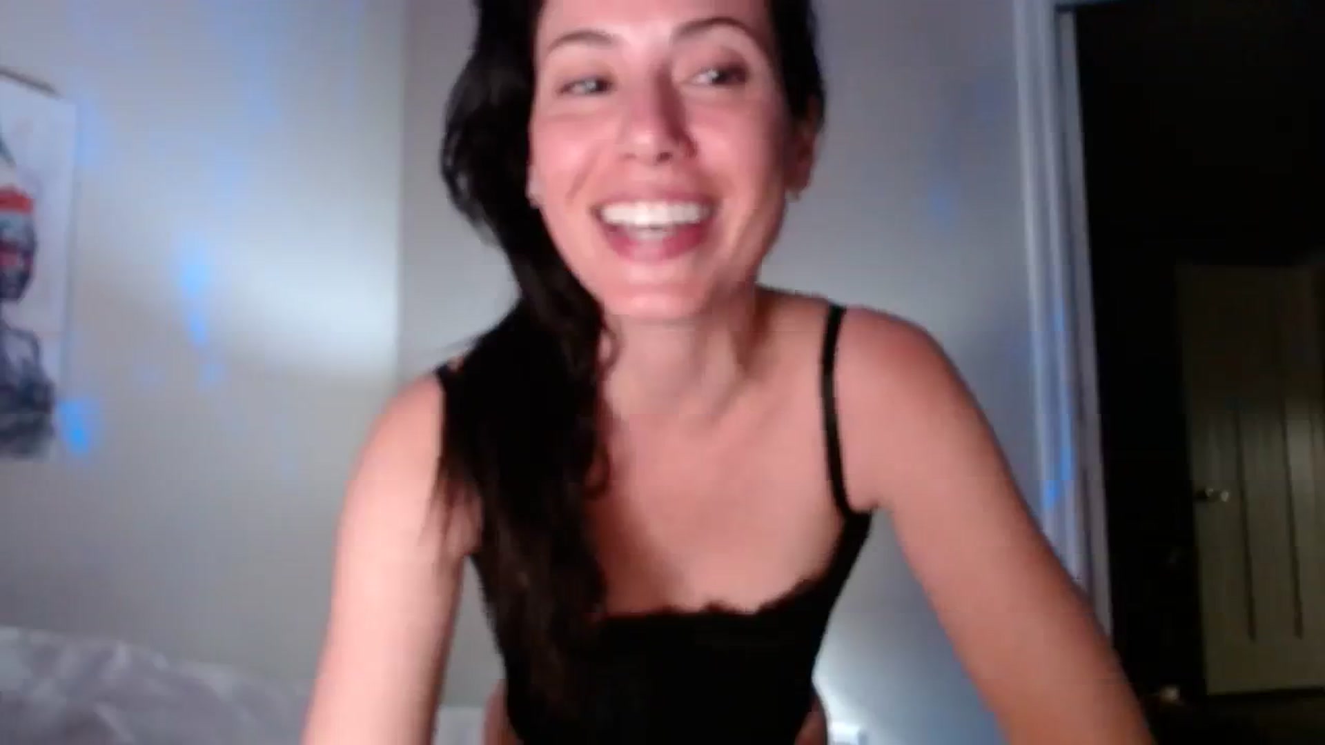 Gallery image thumbnail from KoryJade's myfreecams stream on, 09/18/2023, 03:16 image 12 of 20