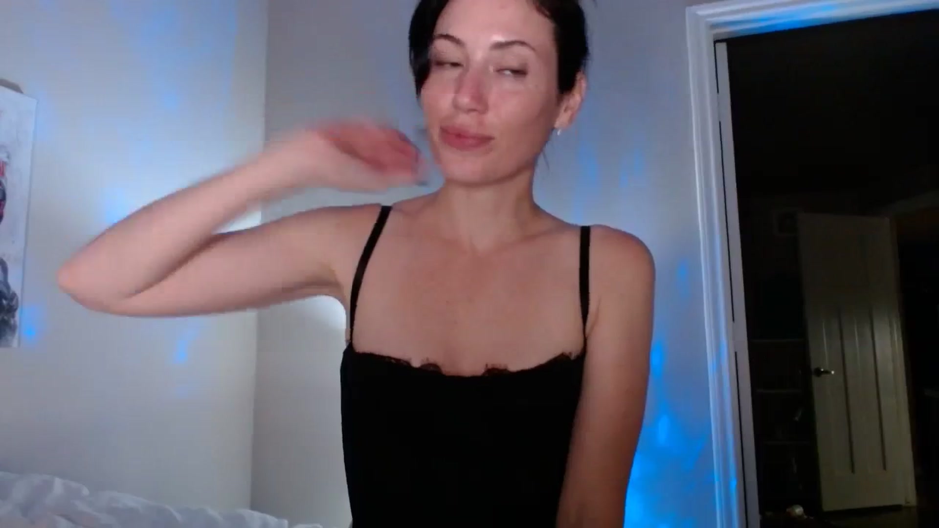 Gallery image thumbnail from KoryJade's myfreecams stream on, 09/18/2023, 03:16 image 5 of 20