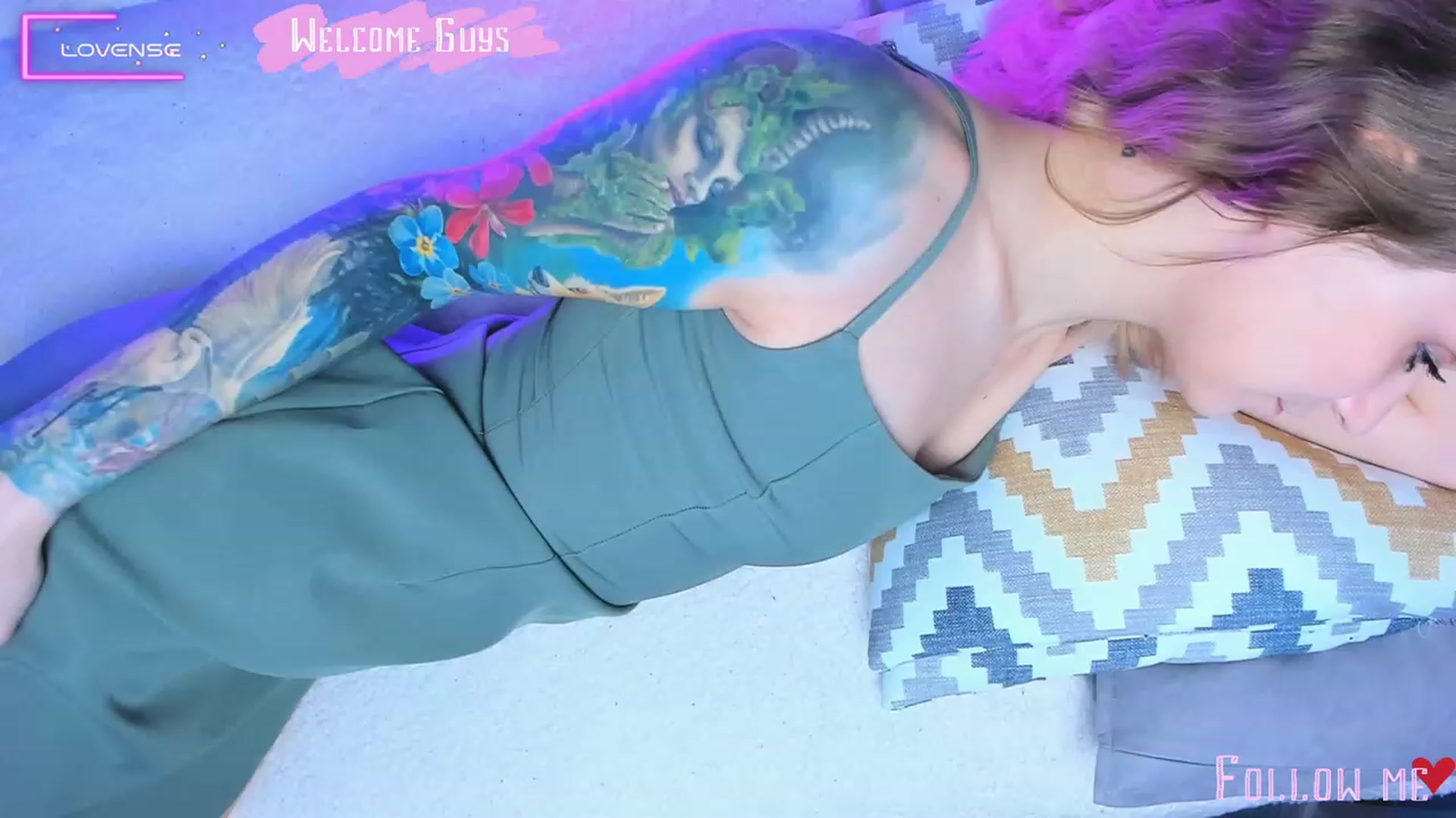 Gallery image thumbnail from Kota_sky's myfreecams stream on, 01/26/2024, 06:03 image 9 of 20