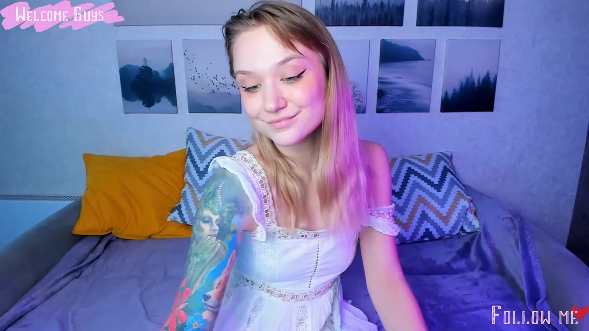 Gallery image thumbnail from Kota_sky's myfreecams stream on, 02/13/2024, 04:00 image 17 of 20