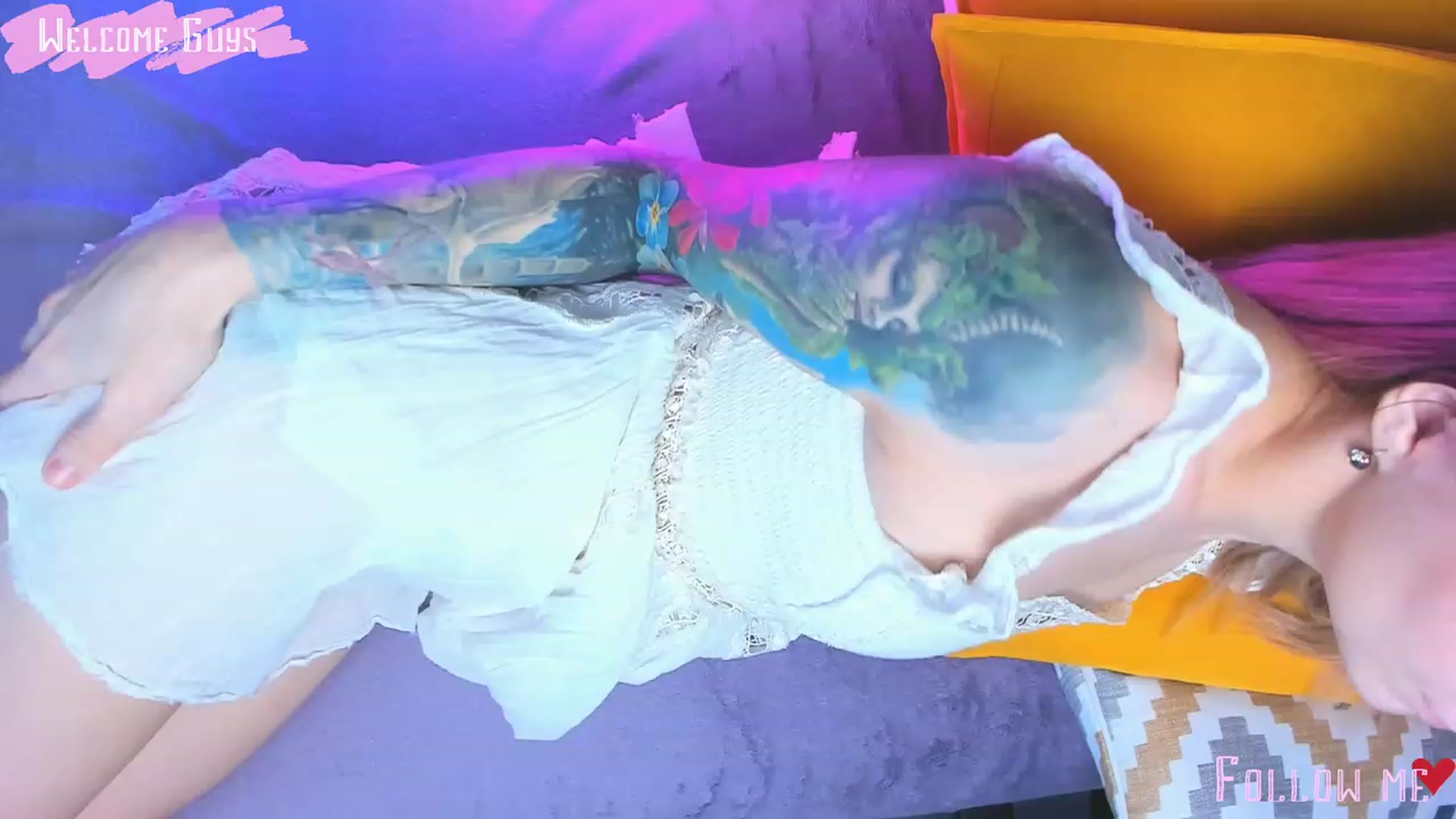Gallery image thumbnail from Kota_sky's myfreecams stream on, 02/13/2024, 06:00 image 19 of 20