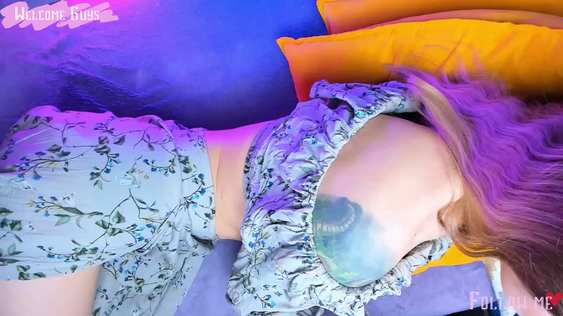 Gallery image thumbnail from Kota_sky's myfreecams stream on, 02/14/2024, 04:03 image 10 of 20