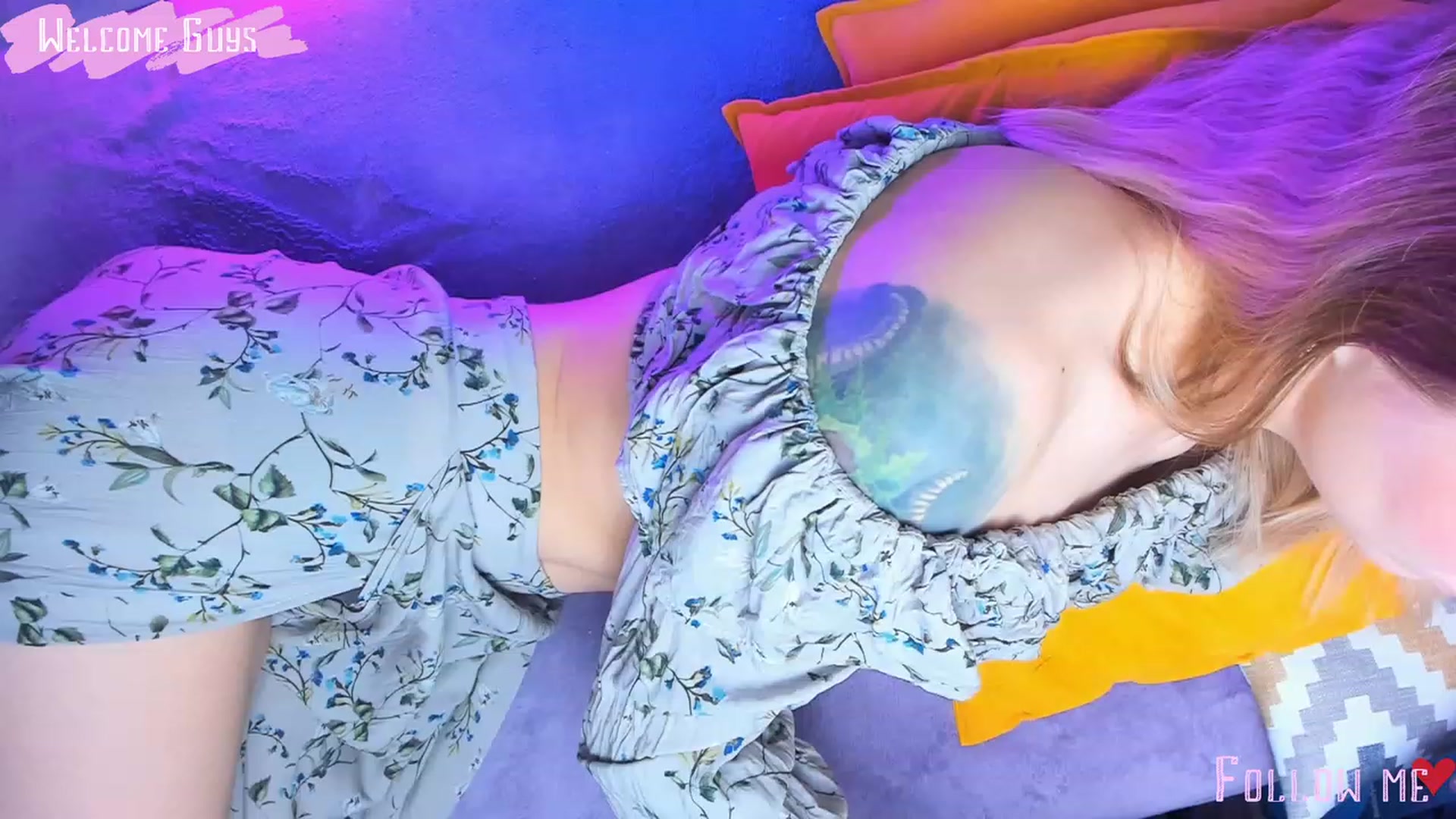 Gallery image thumbnail from Kota_sky's myfreecams stream on, 02/14/2024, 04:03 image 11 of 20