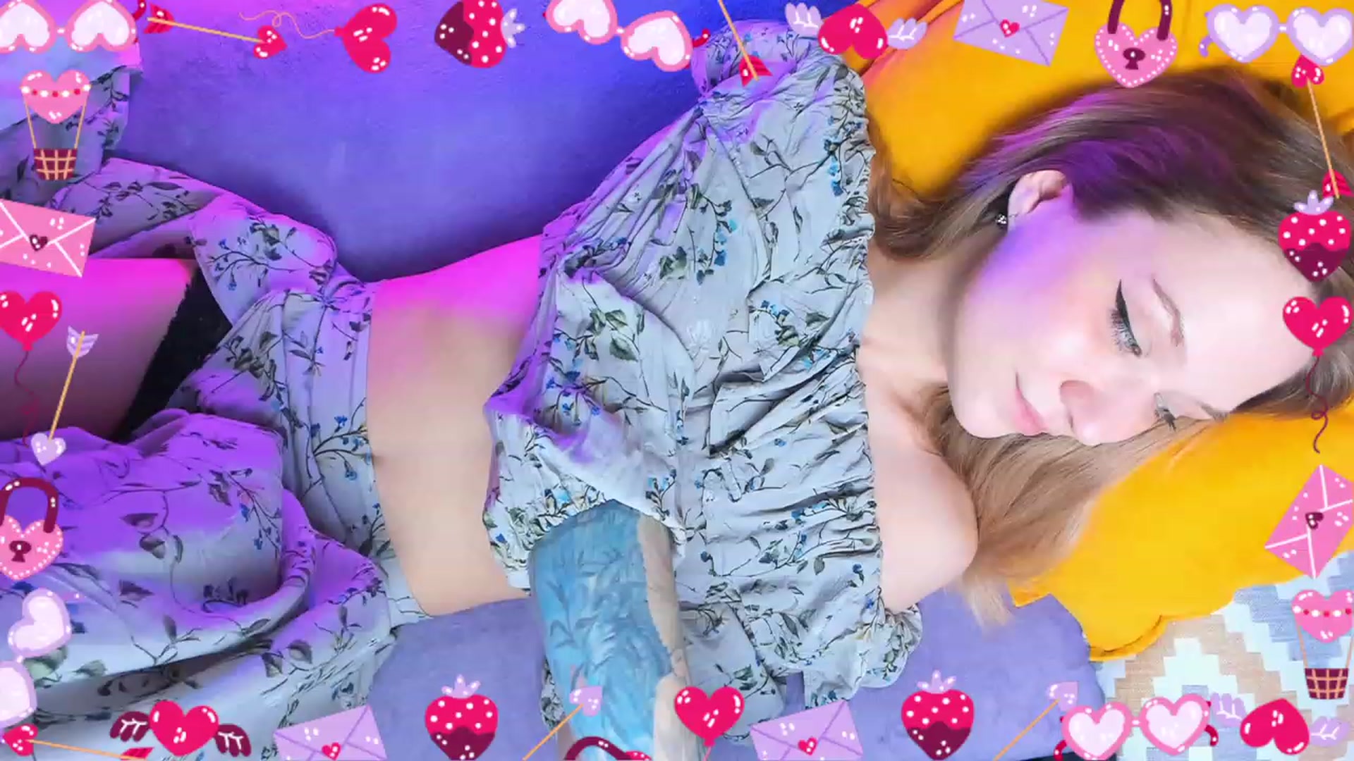 Gallery image thumbnail from Kota_sky's myfreecams stream on, 02/14/2024, 08:57 image 4 of 20