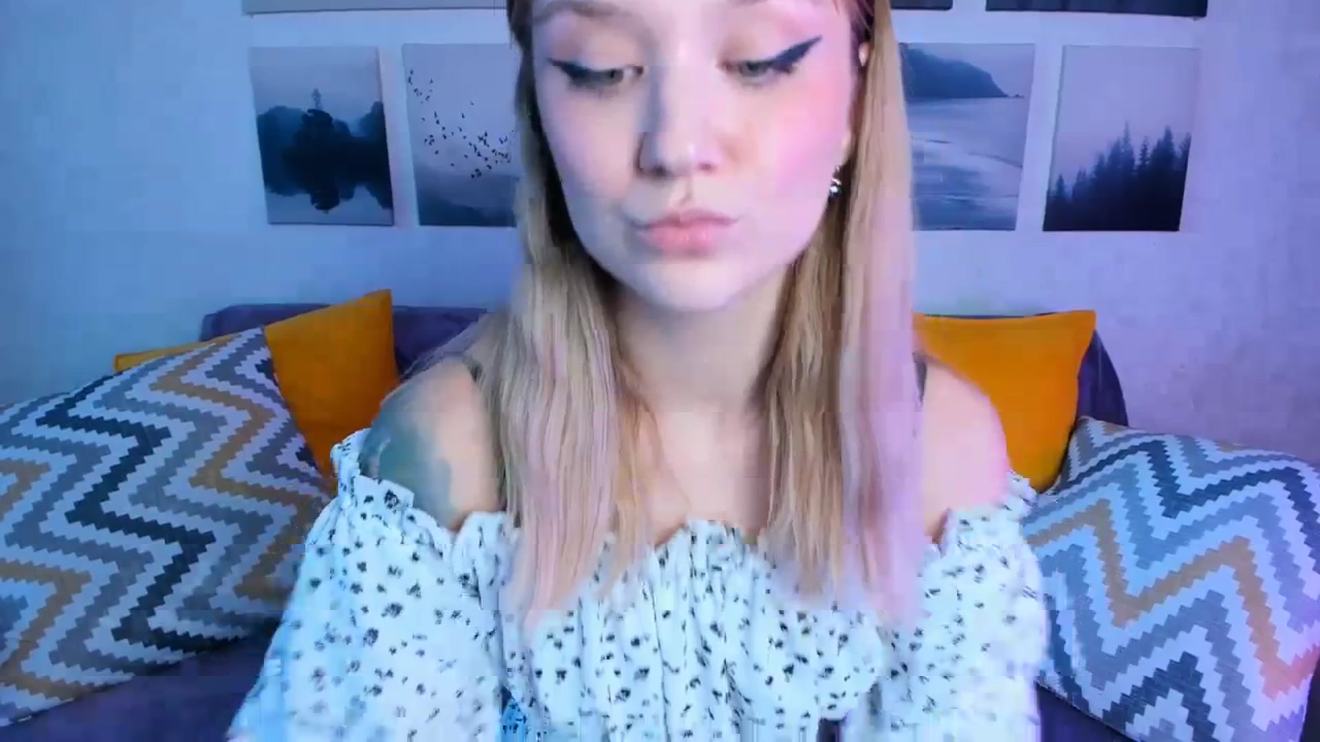Gallery image thumbnail from Kota_sky's myfreecams stream on, 02/15/2024, 10:29 image 6 of 20
