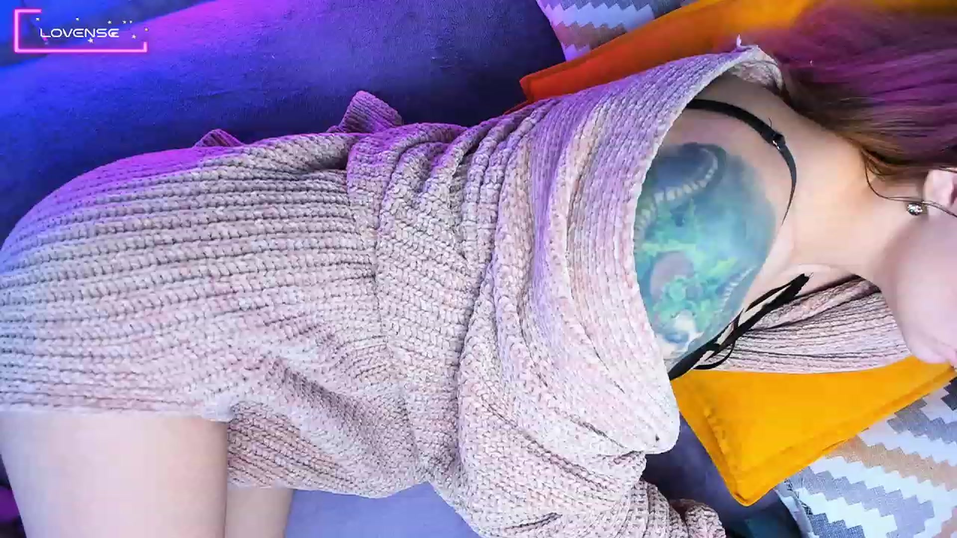 Gallery image thumbnail from Kota_sky's myfreecams stream on, 02/20/2024, 05:02 image 13 of 20