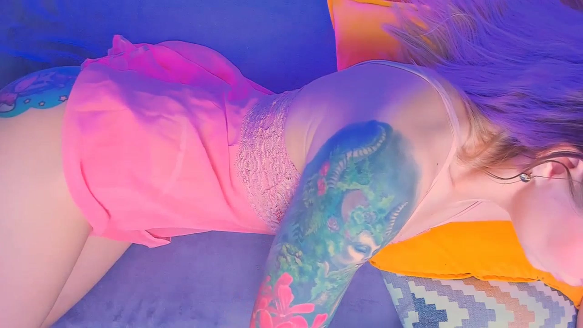 Gallery image thumbnail from Kota_sky's myfreecams stream on, 02/25/2024, 03:46 image 14 of 20