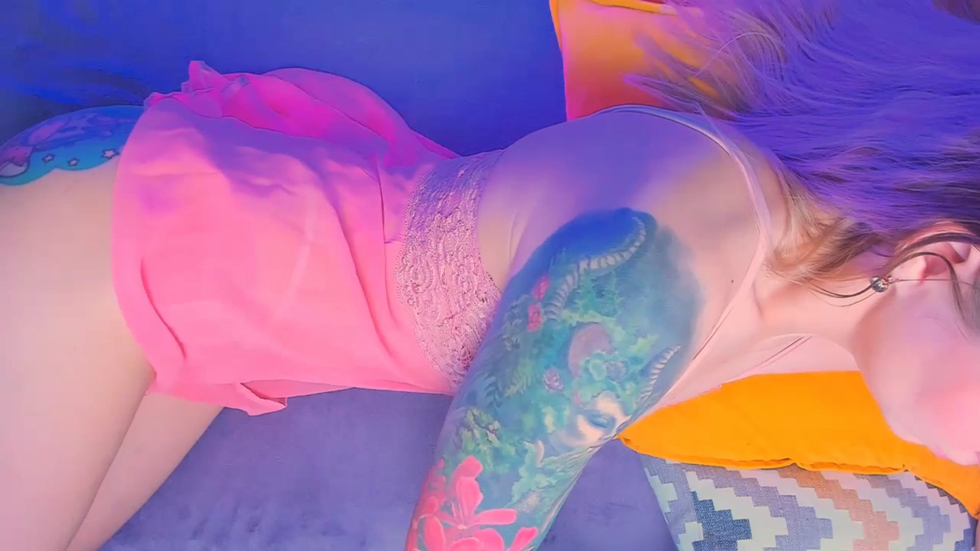 Gallery image thumbnail from Kota_sky's myfreecams stream on, 02/25/2024, 03:46 image 15 of 20