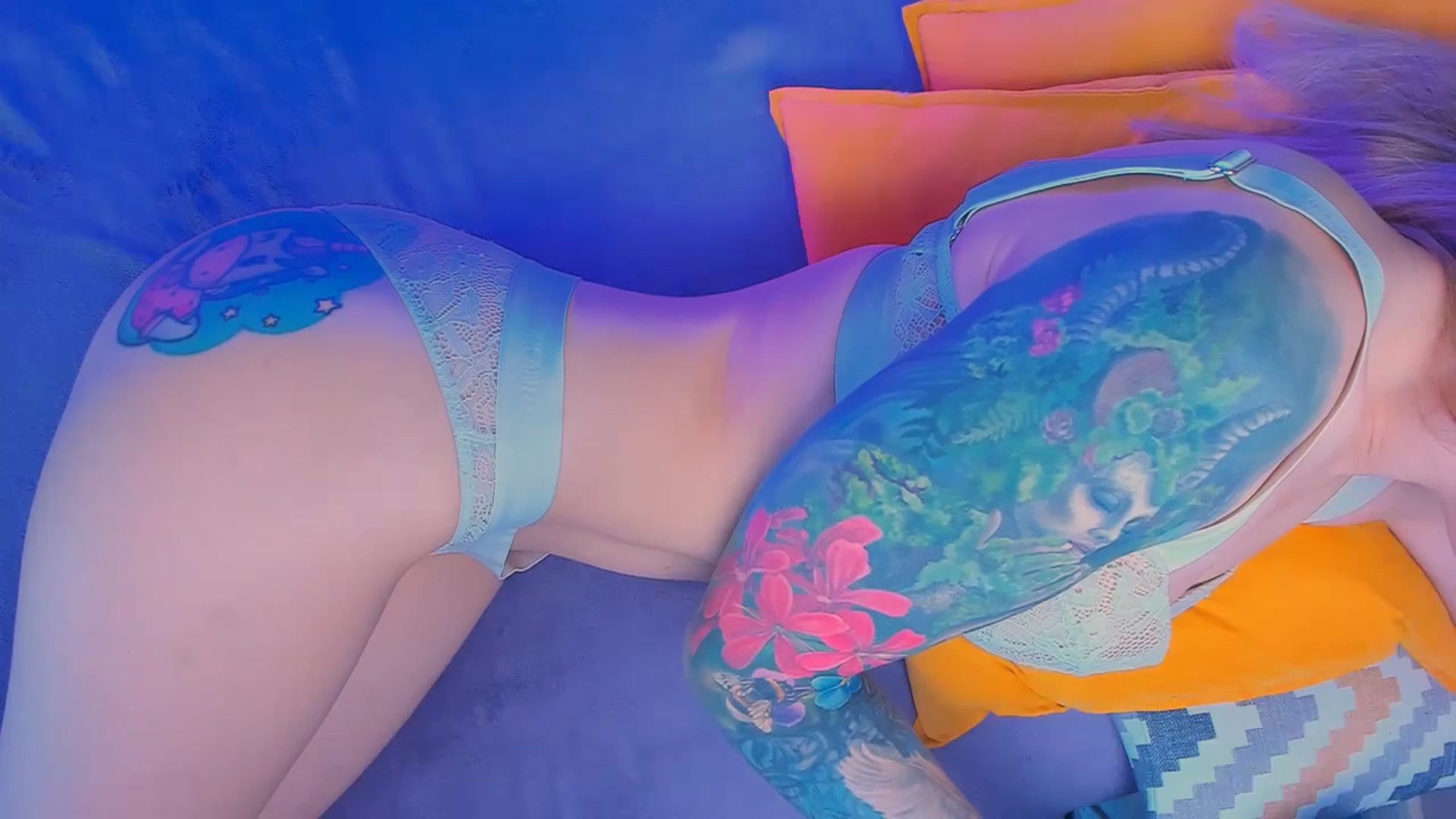 Gallery image thumbnail from Kota_sky's myfreecams stream on, 02/27/2024, 04:01 image 18 of 20