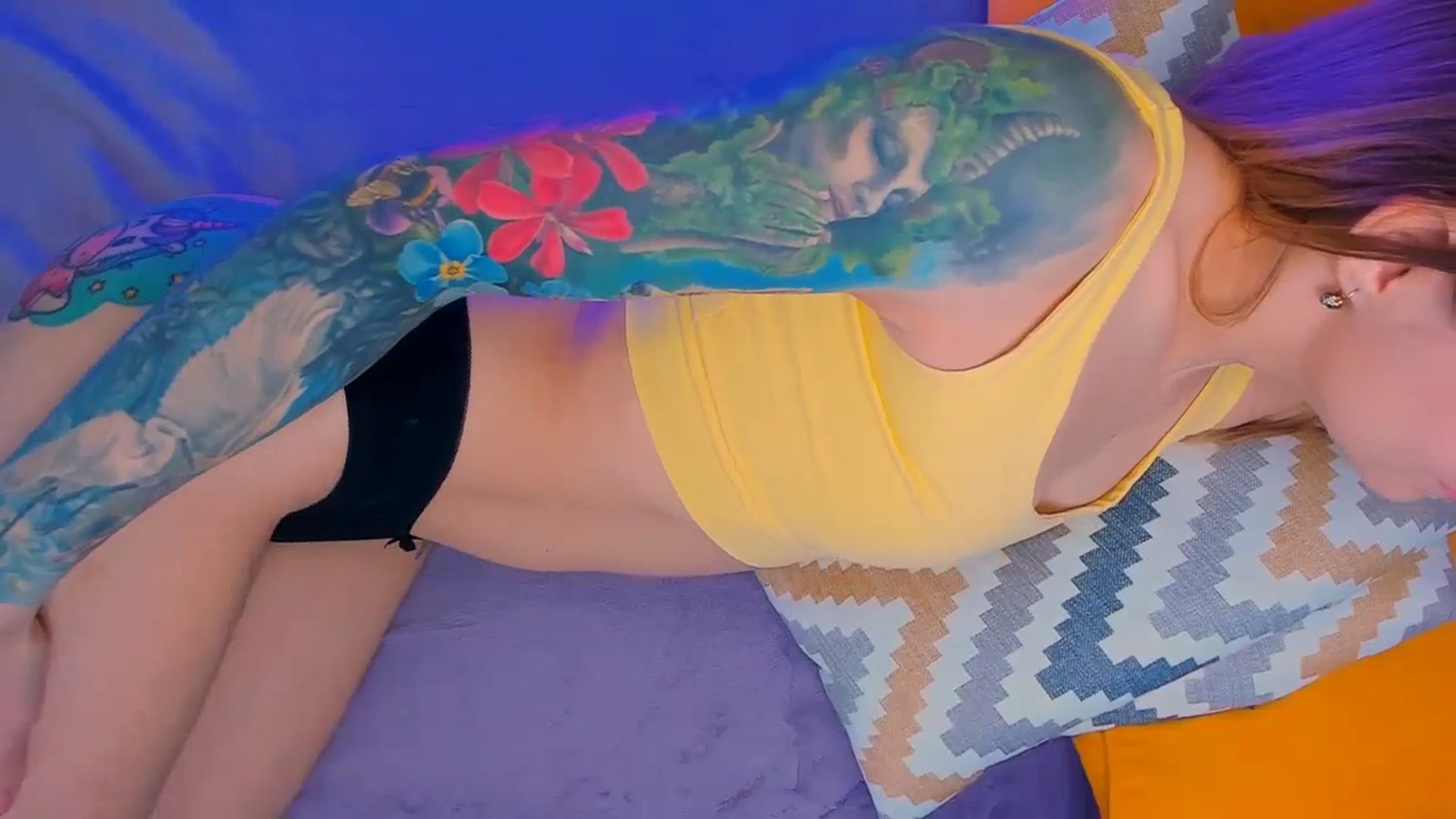 Gallery image thumbnail from Kota_sky's myfreecams stream on, 03/04/2024, 06:19 image 9 of 20