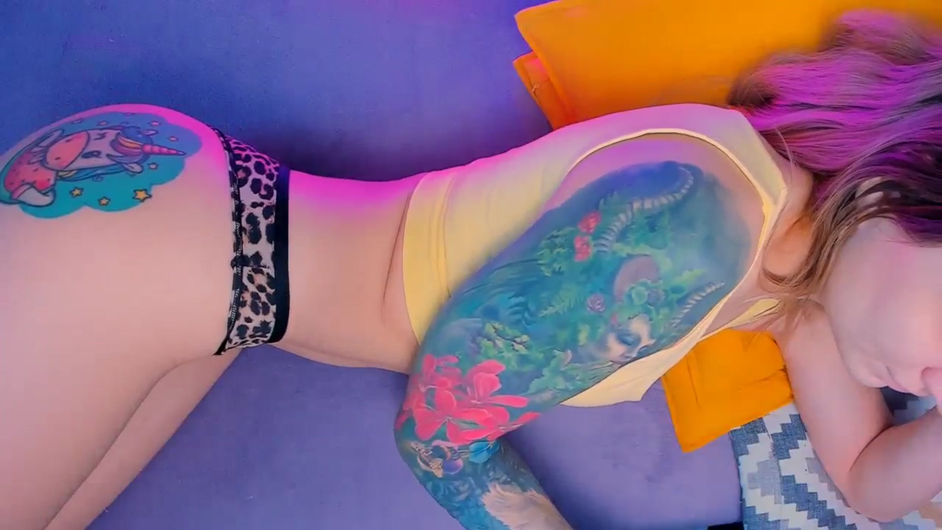 Gallery image thumbnail from Kota_sky's myfreecams stream on, 03/08/2024, 07:04 image 19 of 20