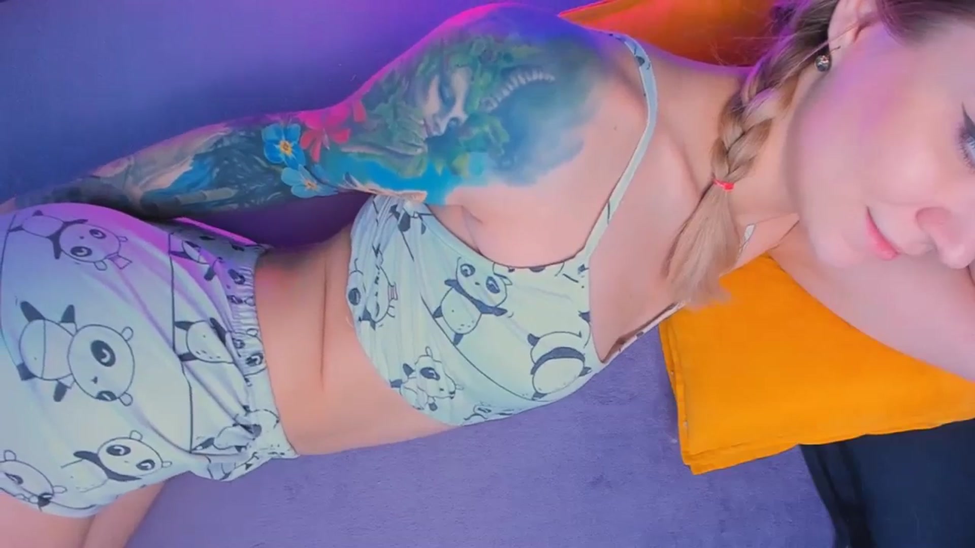 Gallery image thumbnail from Kota_sky's myfreecams stream on, 03/12/2024, 06:04 image 4 of 20
