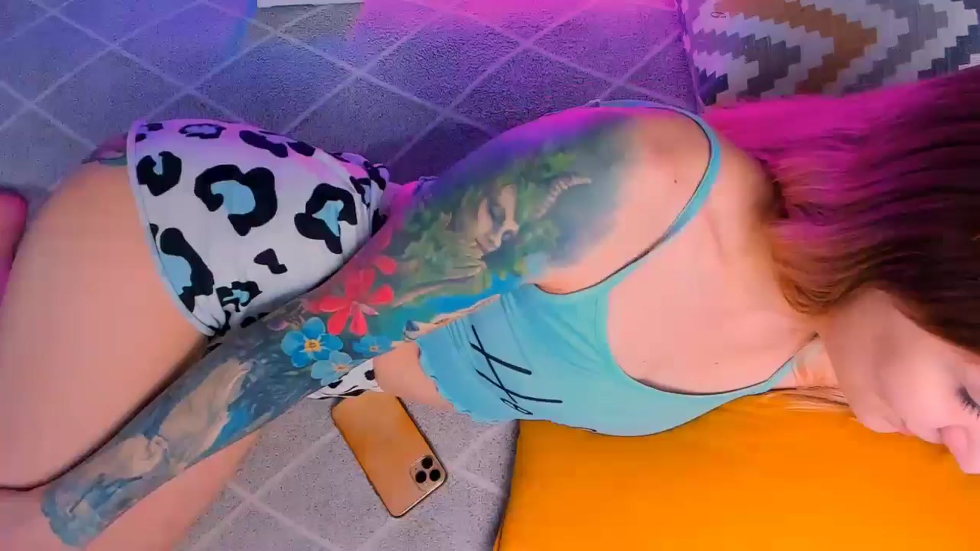 Gallery image thumbnail from Kota_sky's myfreecams stream on, 05/15/2024, 16:28 image 1 of 20