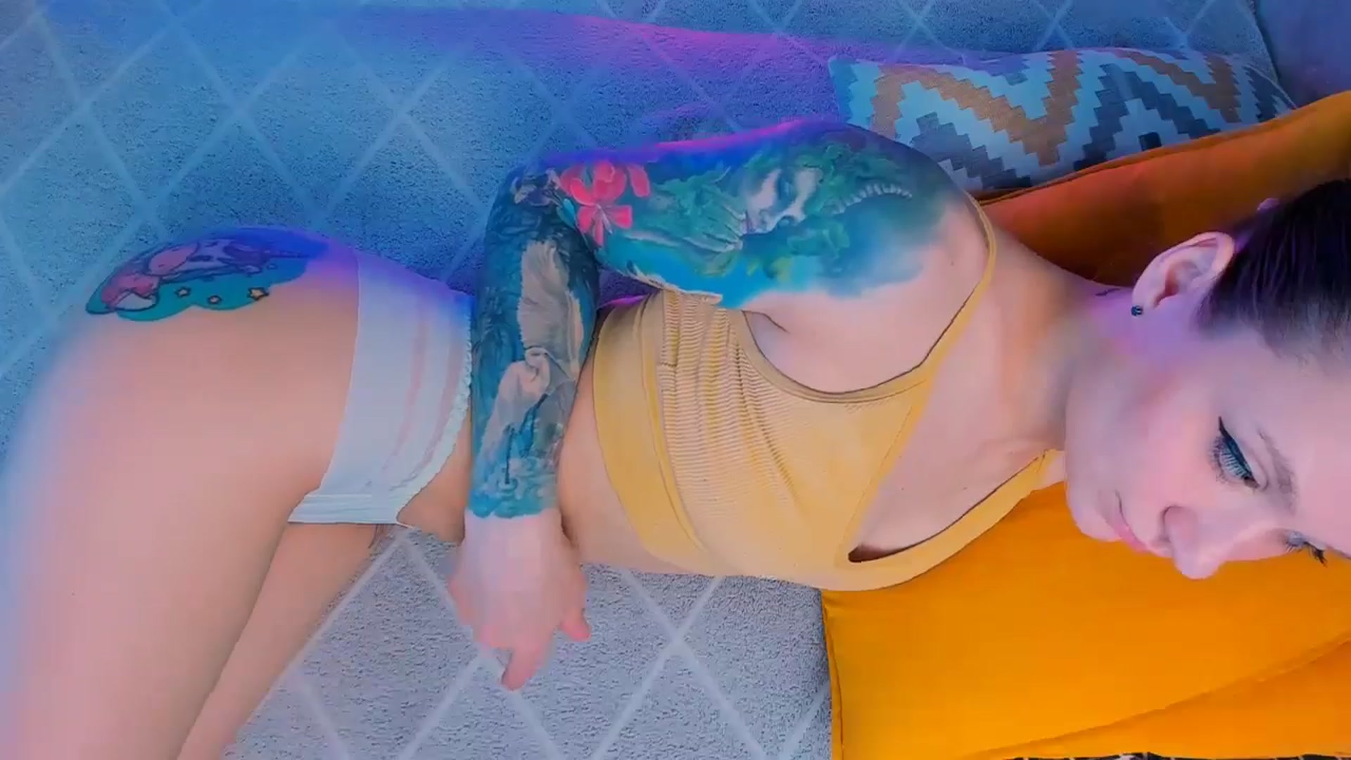 Gallery image thumbnail from Kota_sky's myfreecams stream on, 05/29/2024, 06:09 image 18 of 20