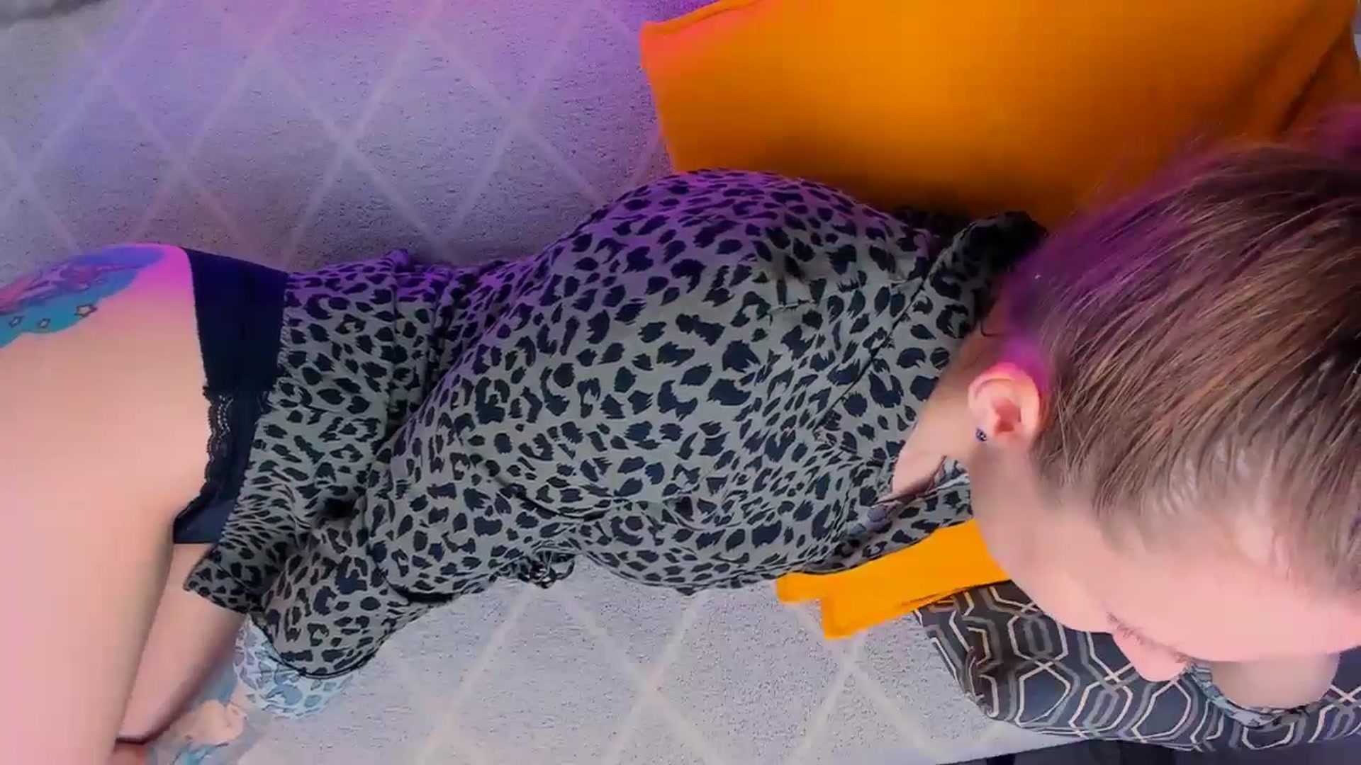 Gallery image thumbnail from Kota_sky's myfreecams stream on, 06/10/2024, 06:05 image 19 of 20