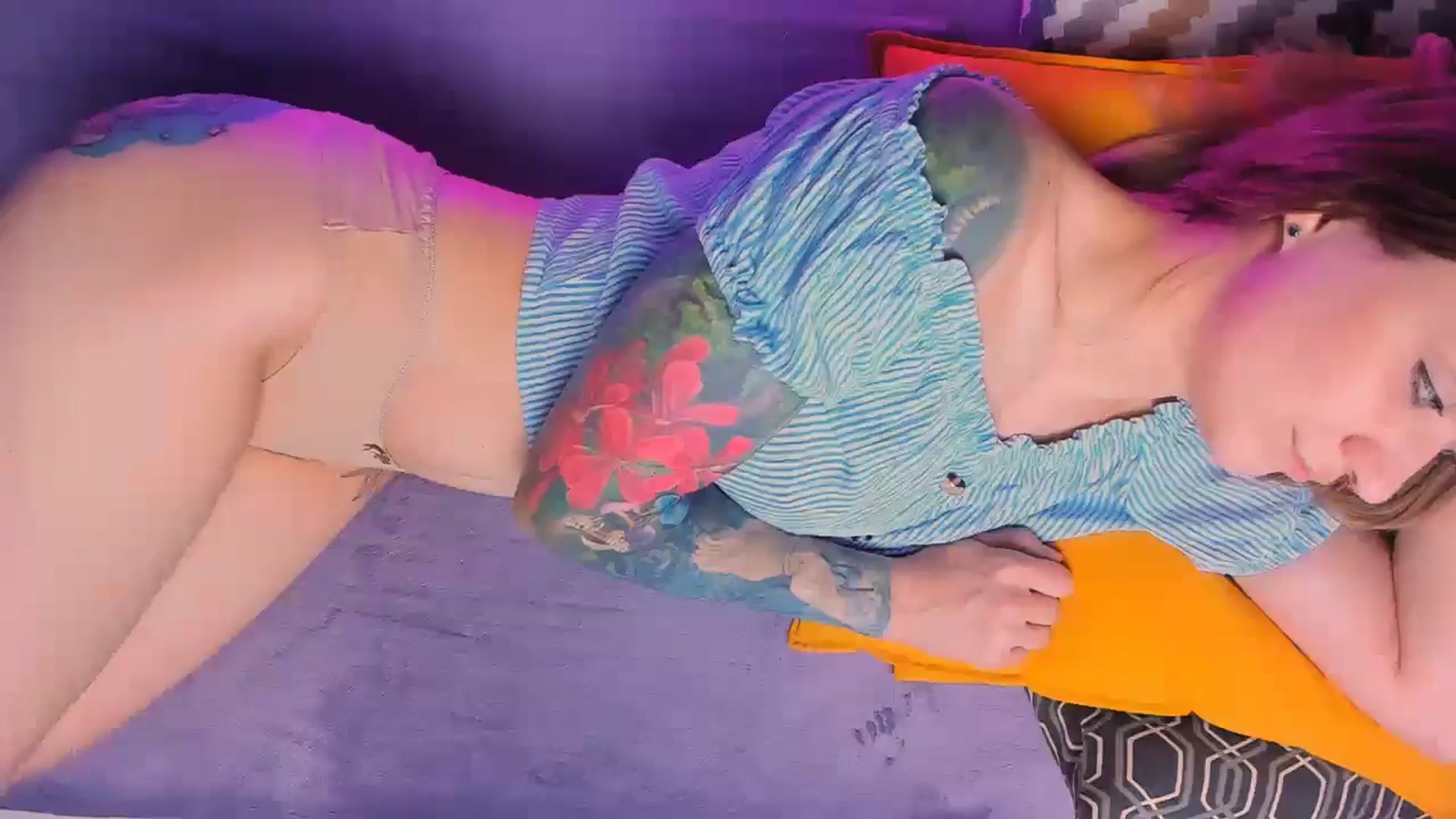Gallery image thumbnail from Kota_sky's myfreecams stream on, 06/18/2024, 04:27 image 20 of 20
