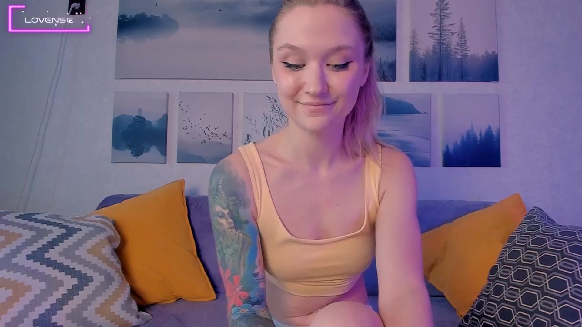 Gallery image thumbnail from Kota_sky's myfreecams stream on, 07/09/2024, 11:02 image 19 of 20