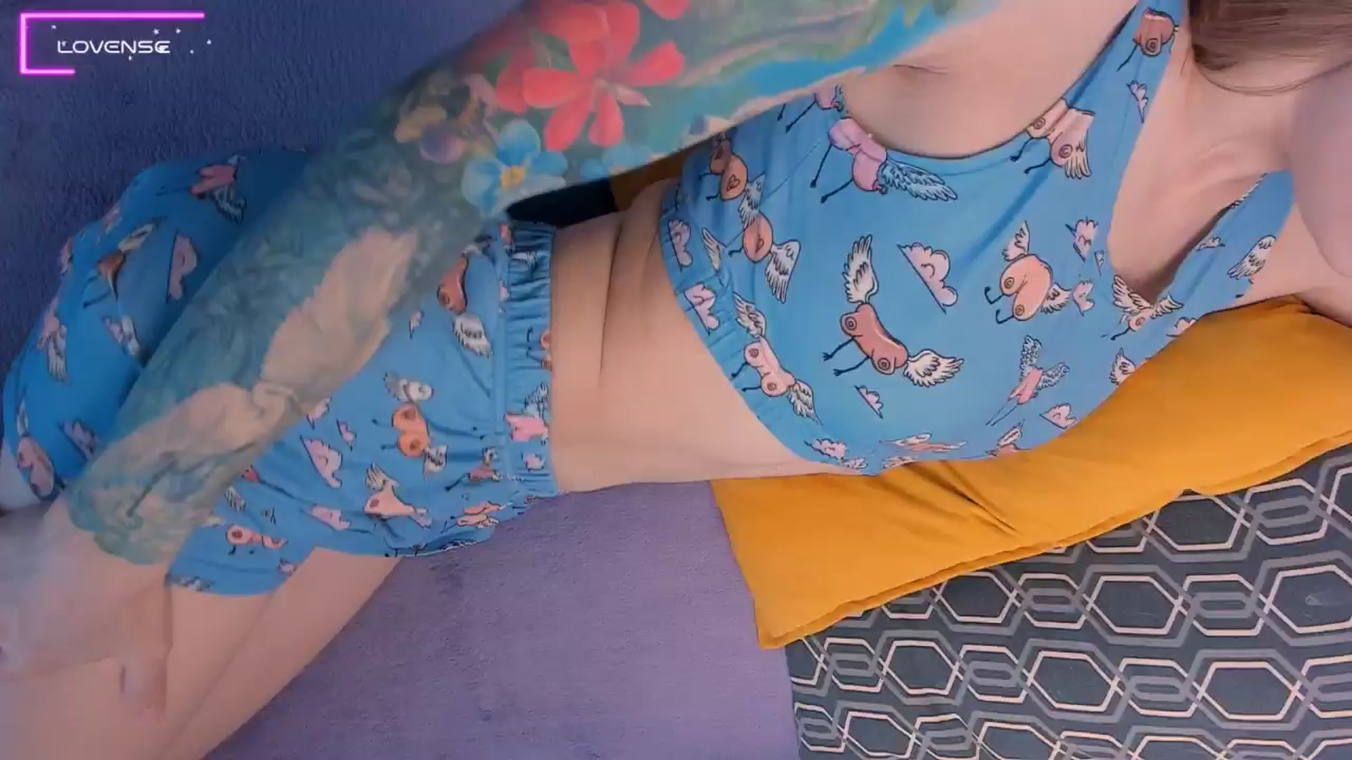 Gallery image thumbnail from Kota_sky's myfreecams stream on, 07/22/2024, 04:39 image 15 of 20