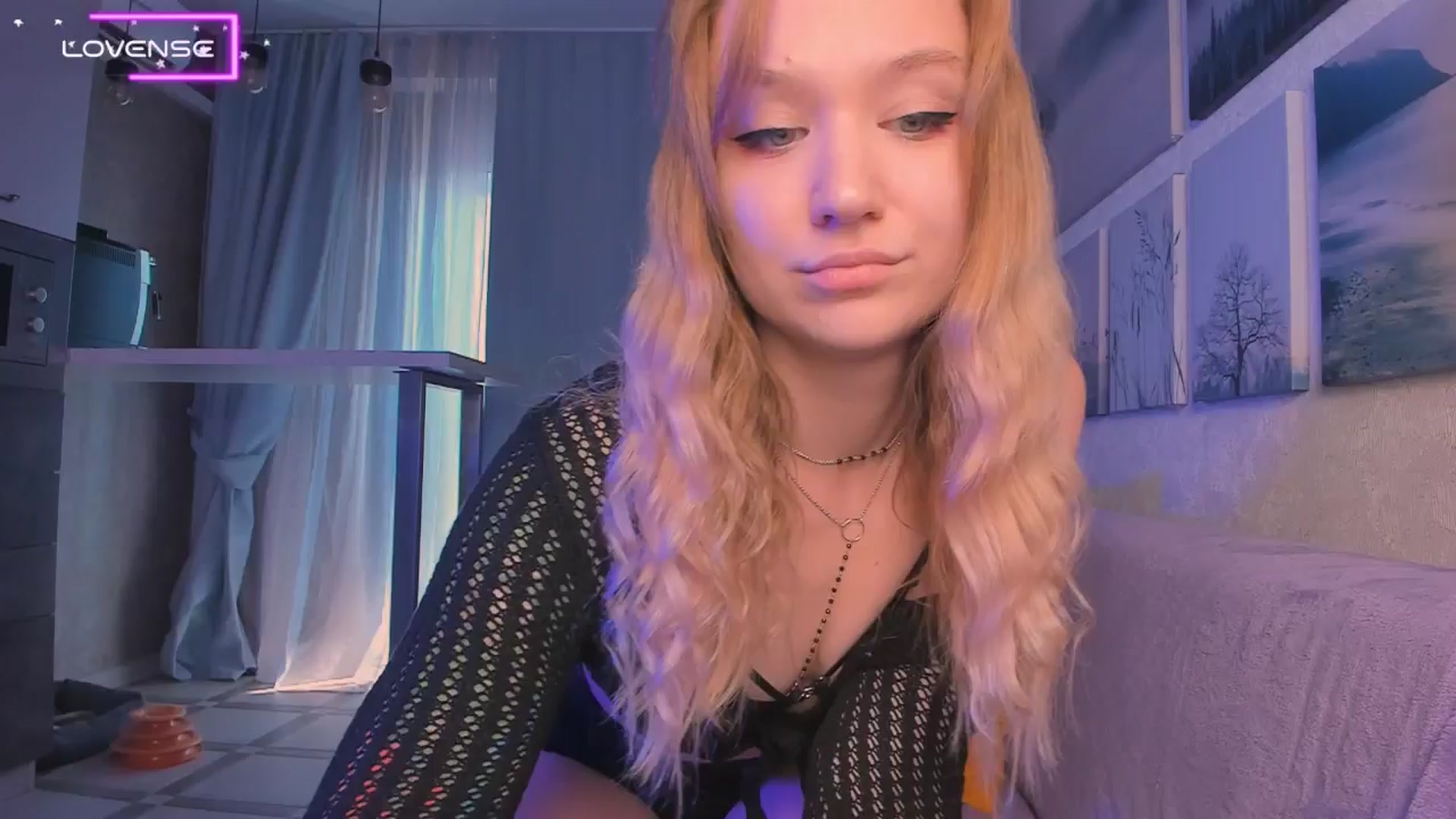 Gallery image thumbnail from Kota_sky's myfreecams stream on, 08/12/2024, 04:03 image 19 of 20