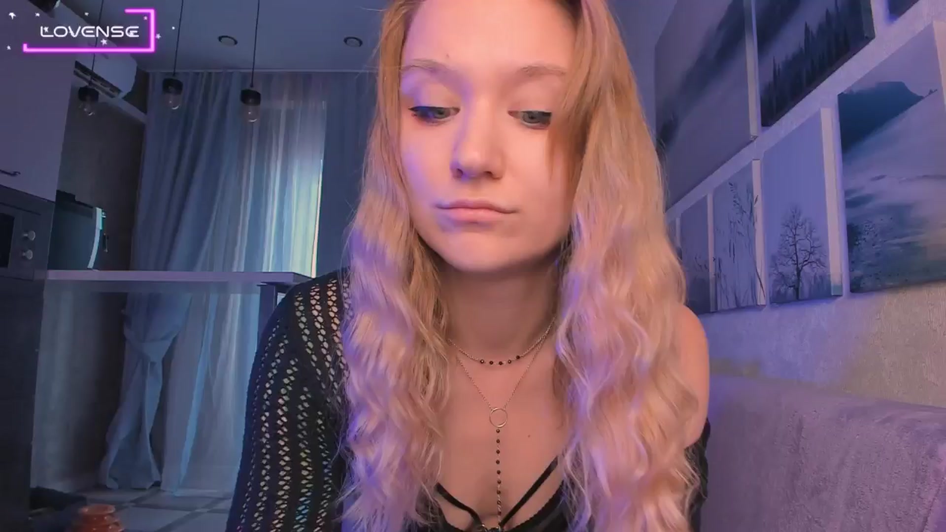 Gallery image thumbnail from Kota_sky's myfreecams stream on, 08/12/2024, 05:05 image 17 of 20