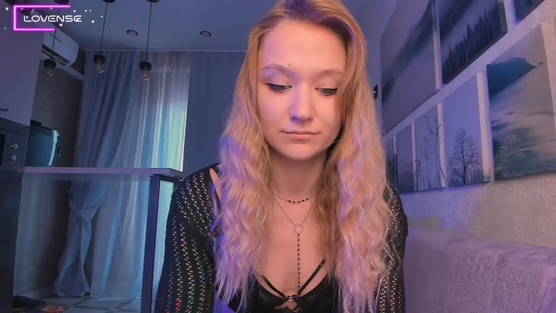 Gallery image thumbnail from Kota_sky's myfreecams stream on, 08/12/2024, 05:05 image 1 of 20