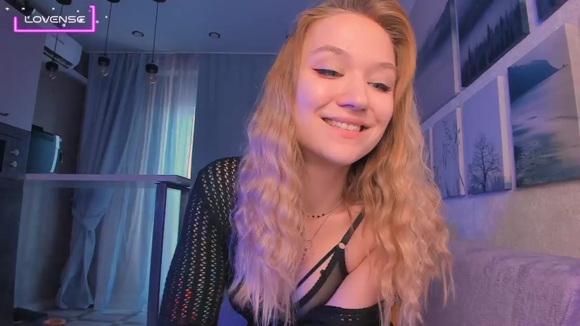 Gallery image thumbnail from Kota_sky's myfreecams stream on, 08/12/2024, 05:05 image 2 of 20