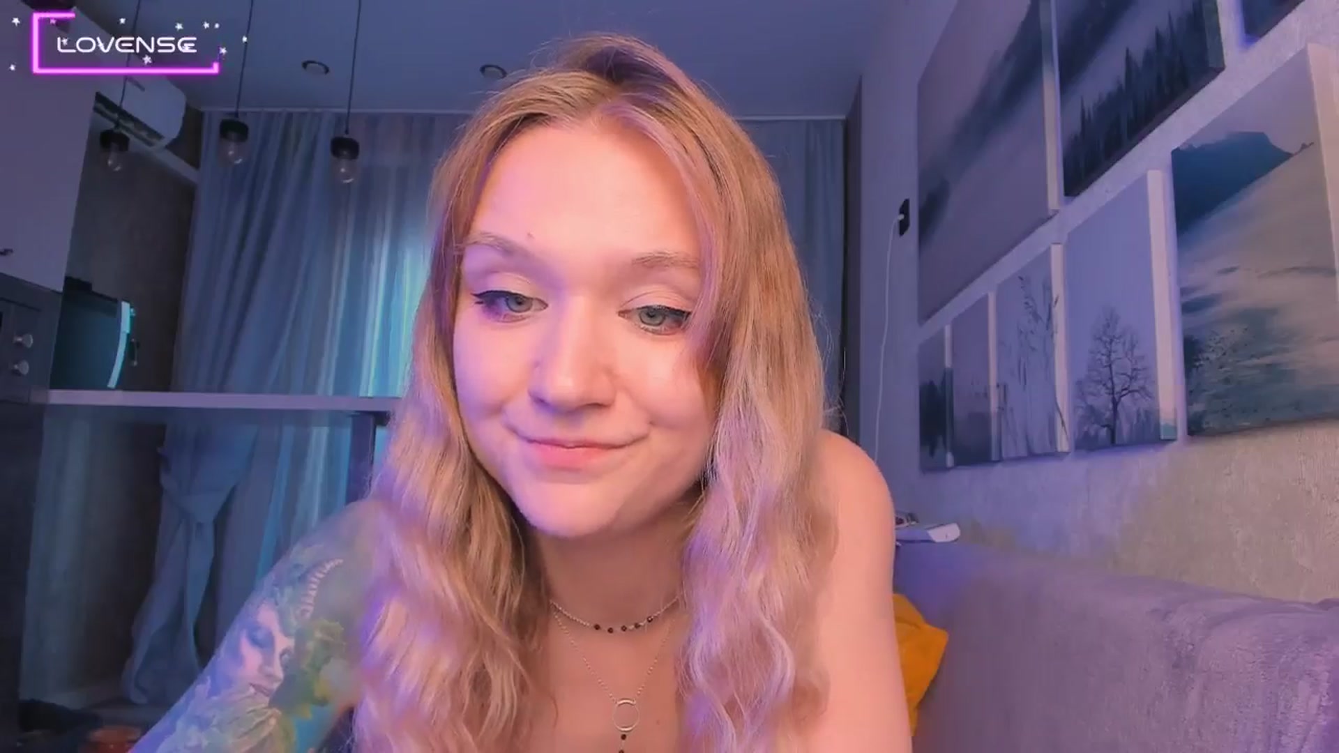 Gallery image thumbnail from Kota_sky's myfreecams stream on, 08/12/2024, 06:46 image 9 of 20