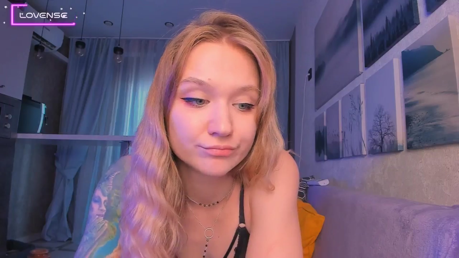 Gallery image thumbnail from Kota_sky's myfreecams stream on, 08/12/2024, 06:46 image 8 of 20